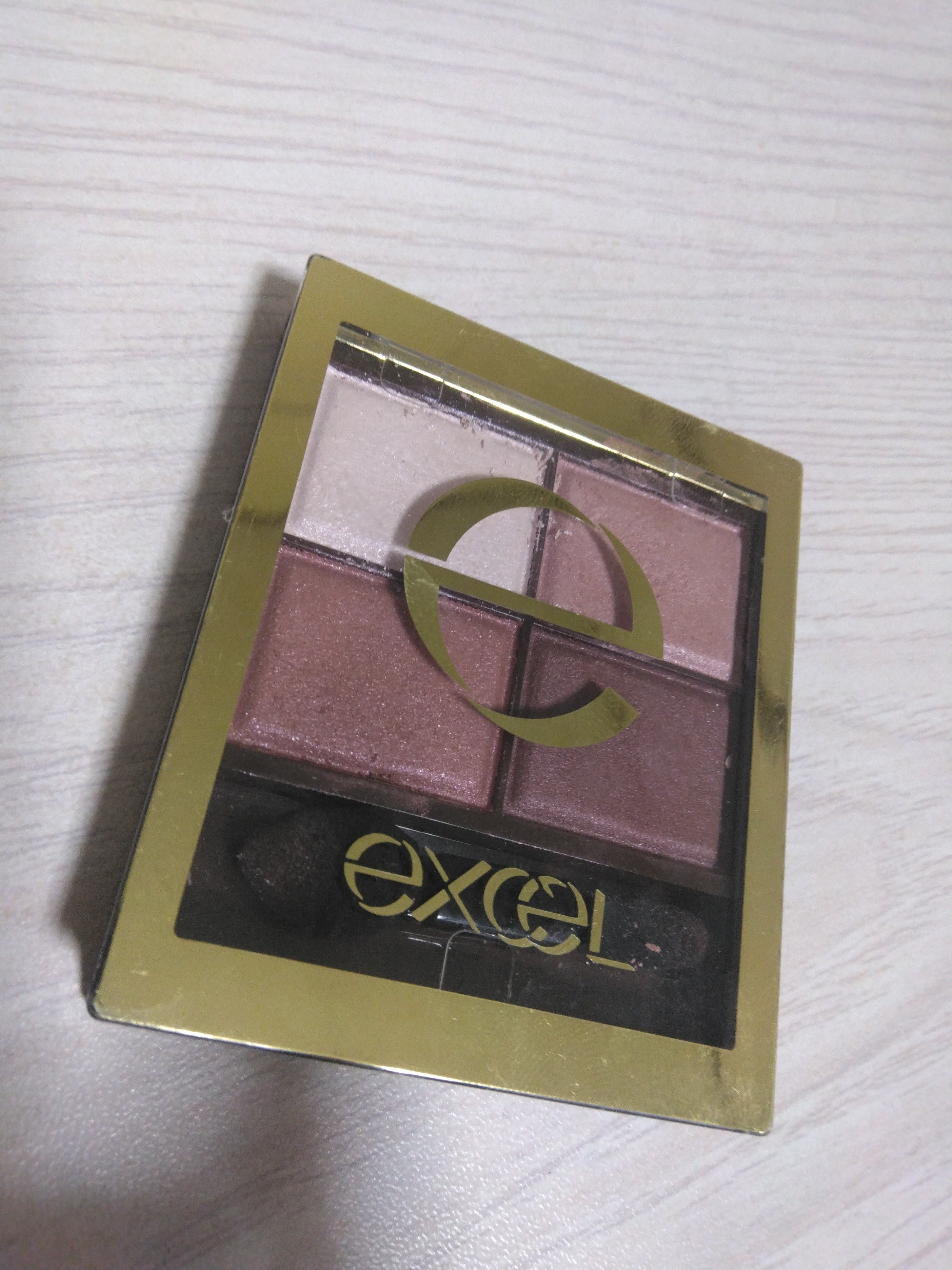 スキニーリッチシャドウ/excel/アイシャドウパレットを使ったクチコミ（2枚目）