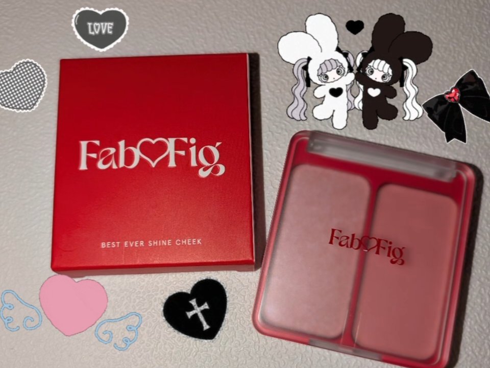 Fab Fig べストエバーシャインチークのクチコミ「戦慄かなのプロデュースコスメのFab Fig、べストエバーシャインチークの01フランボワーズピ.....」（1枚目）