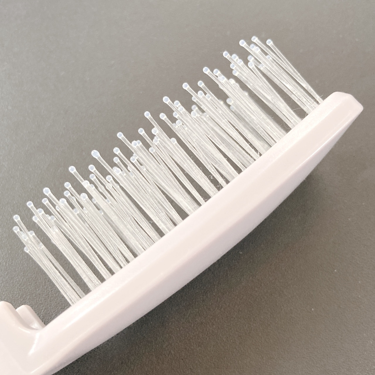 デタングリングブラシ 【フォールディングポケット】 パープルグレー/マペペ/ヘアブラシを使ったクチコミ（2枚目）