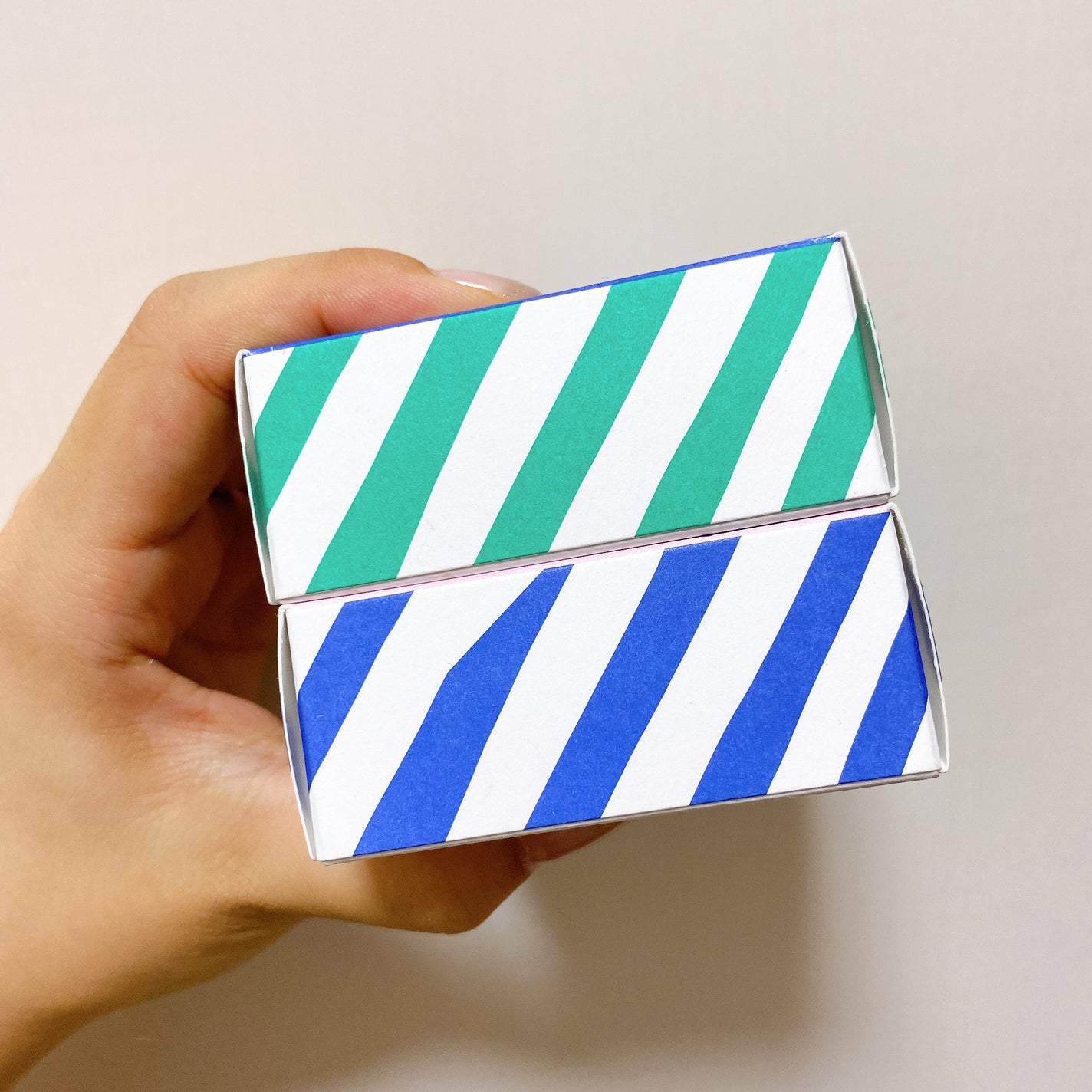 ミネラルUVパウダーX/エトヴォス/ルースパウダーを使ったクチコミ(7枚目)