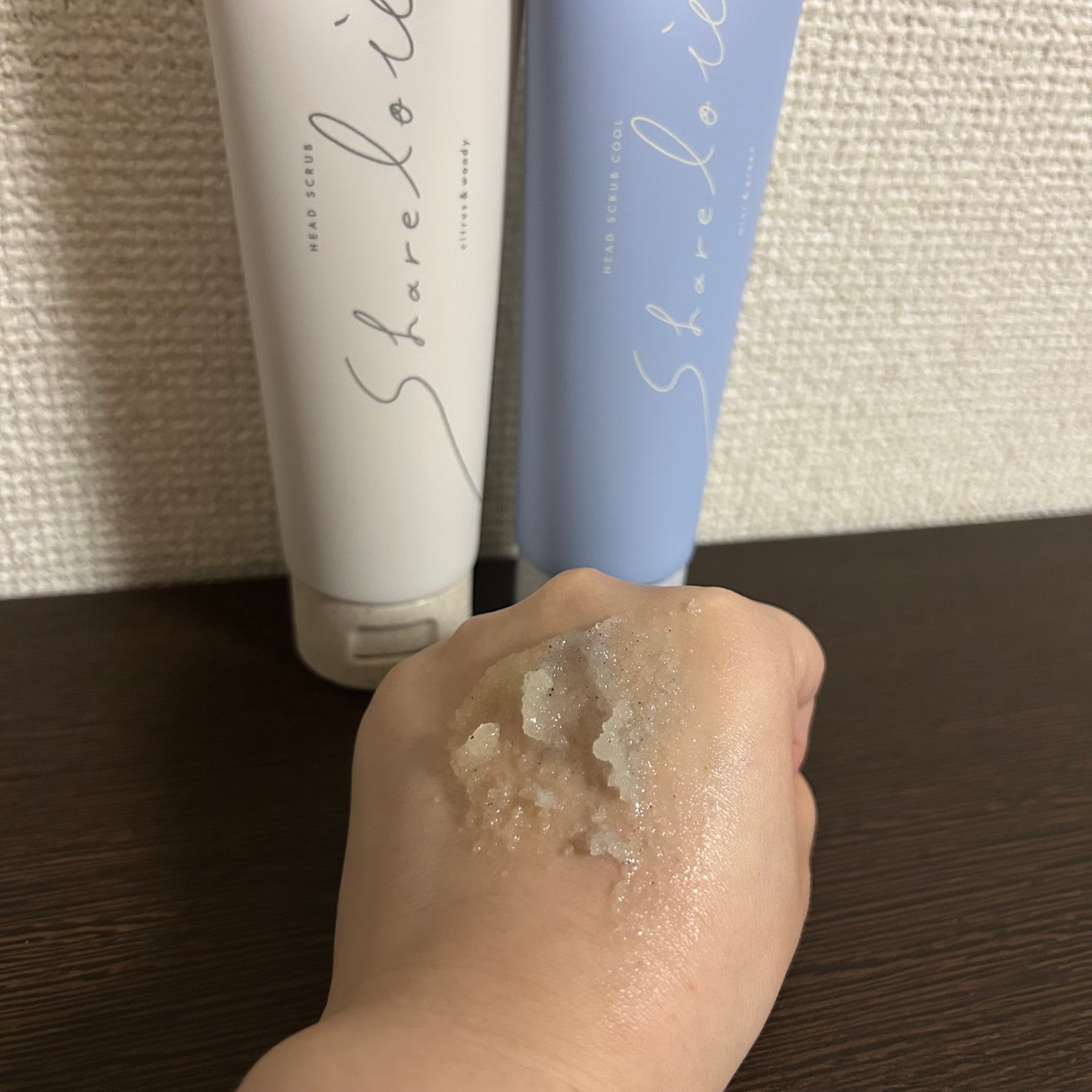 シェアロユー ヘッドスクラブ シトラス&ウッディの香り/shareloù/ヘッドスクラブを使ったクチコミ(4枚目)