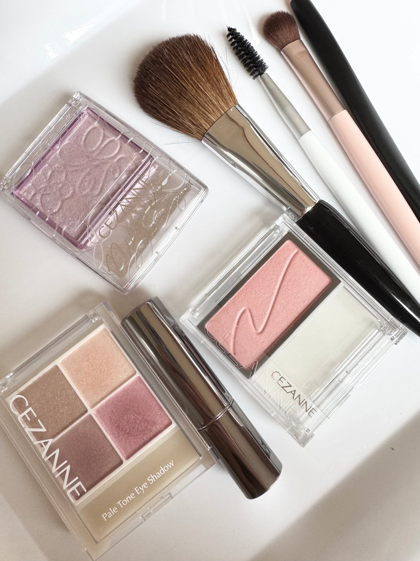 パールグロウニュアンサー/CEZANNE/パウダーハイライトを使ったクチコミ(1枚目)