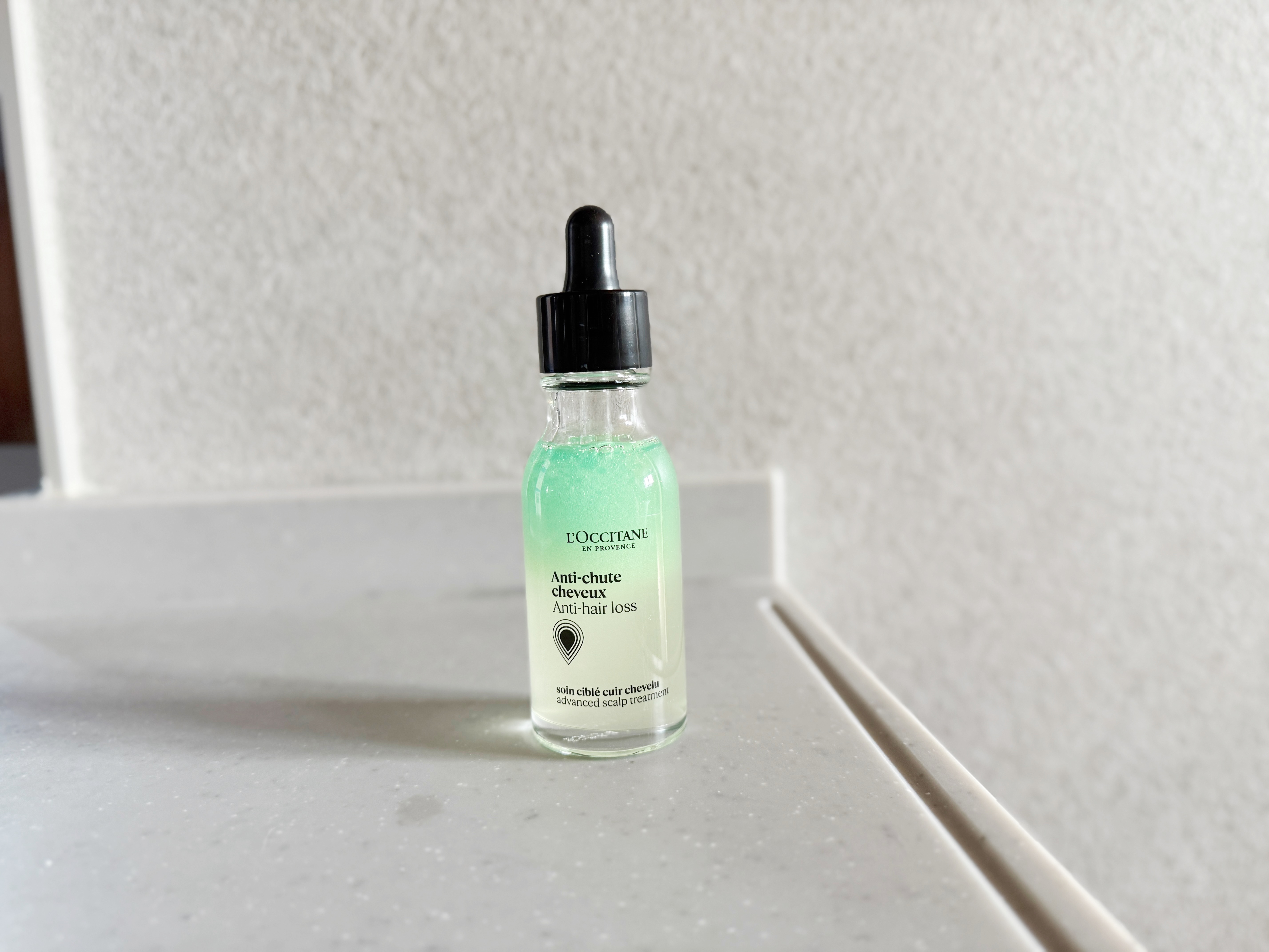 薬用 メディカル アンチヘアロスセラム/L'OCCITANE/頭皮ローションを使ったクチコミ（2枚目）