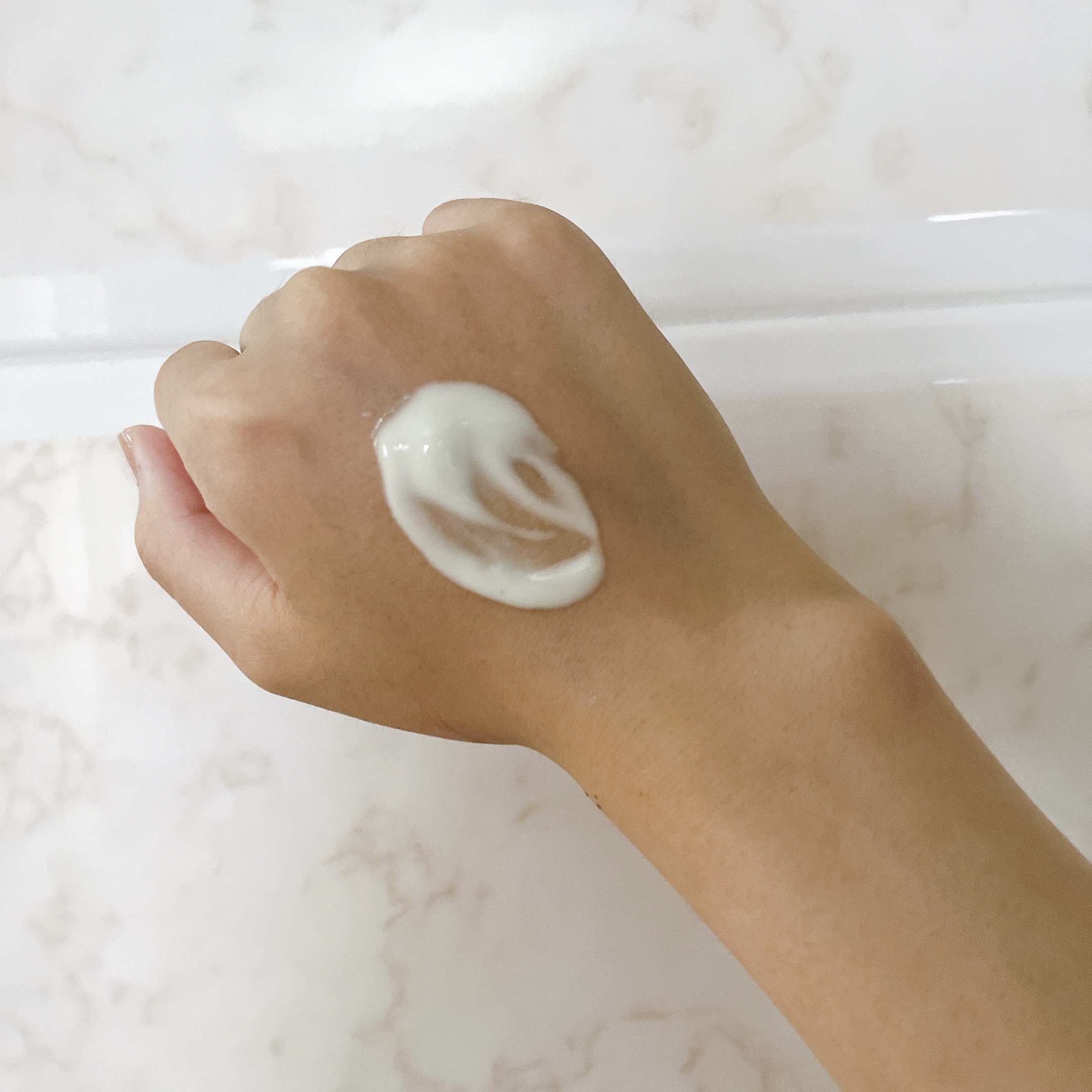 ニベアUV ウォーターエッセンスEX/ニベア/日焼け止めジェルを使ったクチコミ（2枚目）