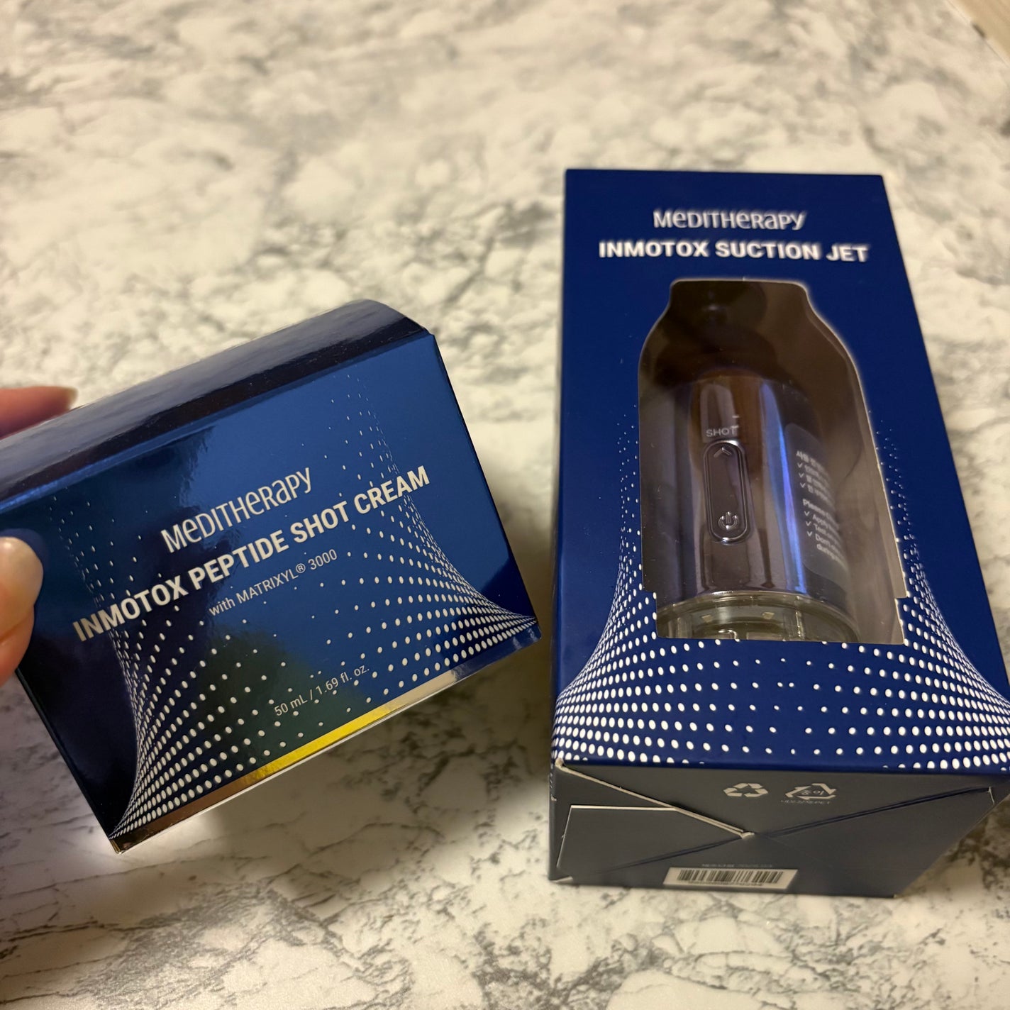 インモトックス小顔リフトアップペプチドショットクリーム&吸引ジェット/MEDITHERAPY/フェイスクリームを使ったクチコミ(4枚目)