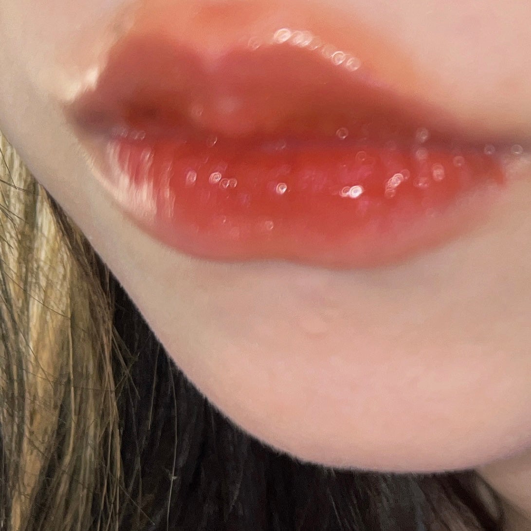 ザ ウォータリーデューティント/MERZY/リップティントを使ったクチコミ(2枚目)