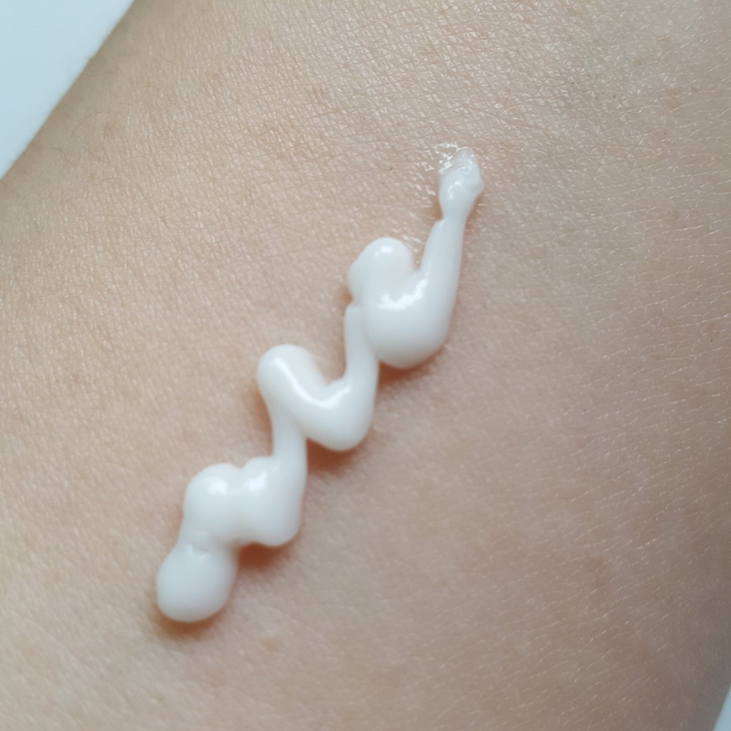 パフュームボディローション セイジアンバーパープルティー/TEABLESS/ボディローションを使ったクチコミ(3枚目)