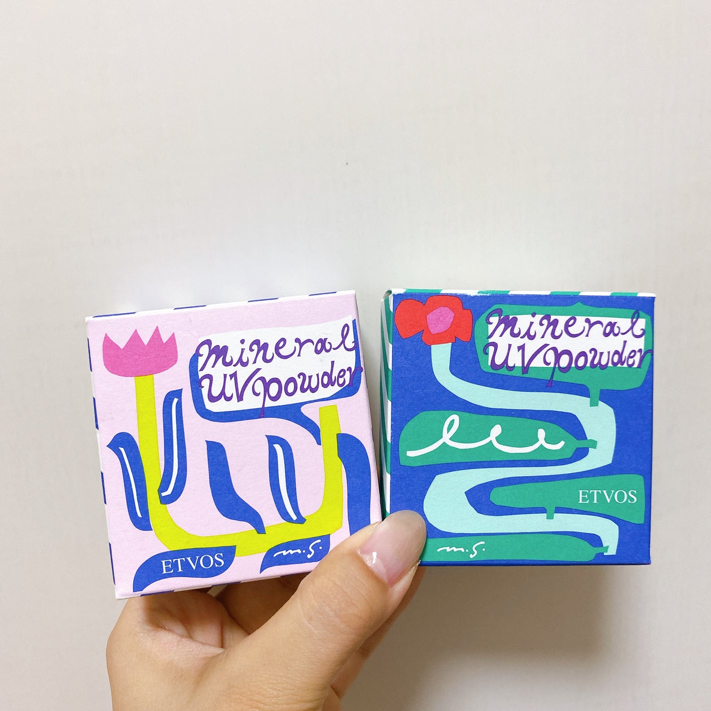 ミネラルUVパウダーX/エトヴォス/ルースパウダーを使ったクチコミ(1枚目)