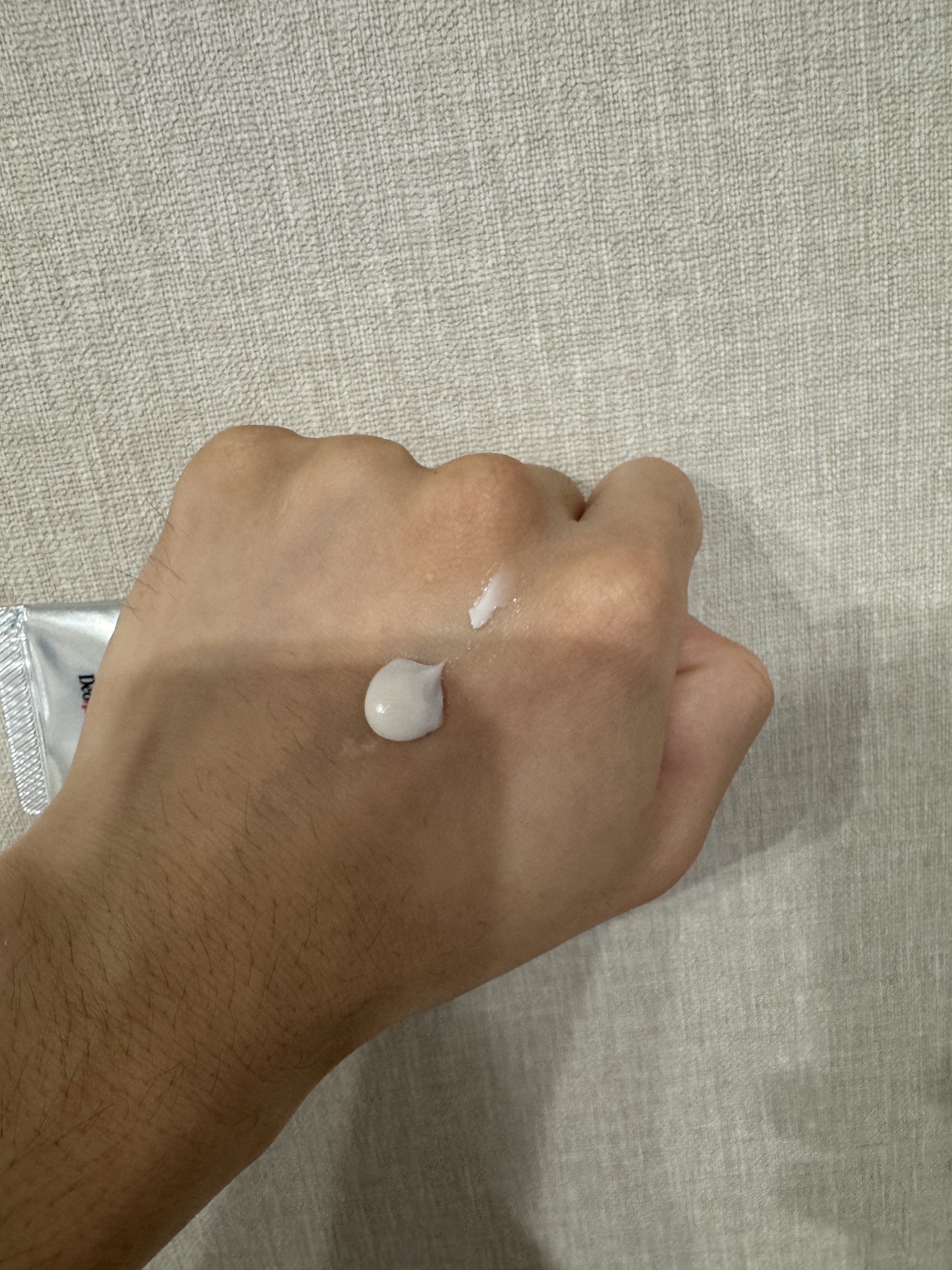 薬用足指さらさらクリーム/デオナチュレ/デオドラント・制汗剤を使ったクチコミ（3枚目）