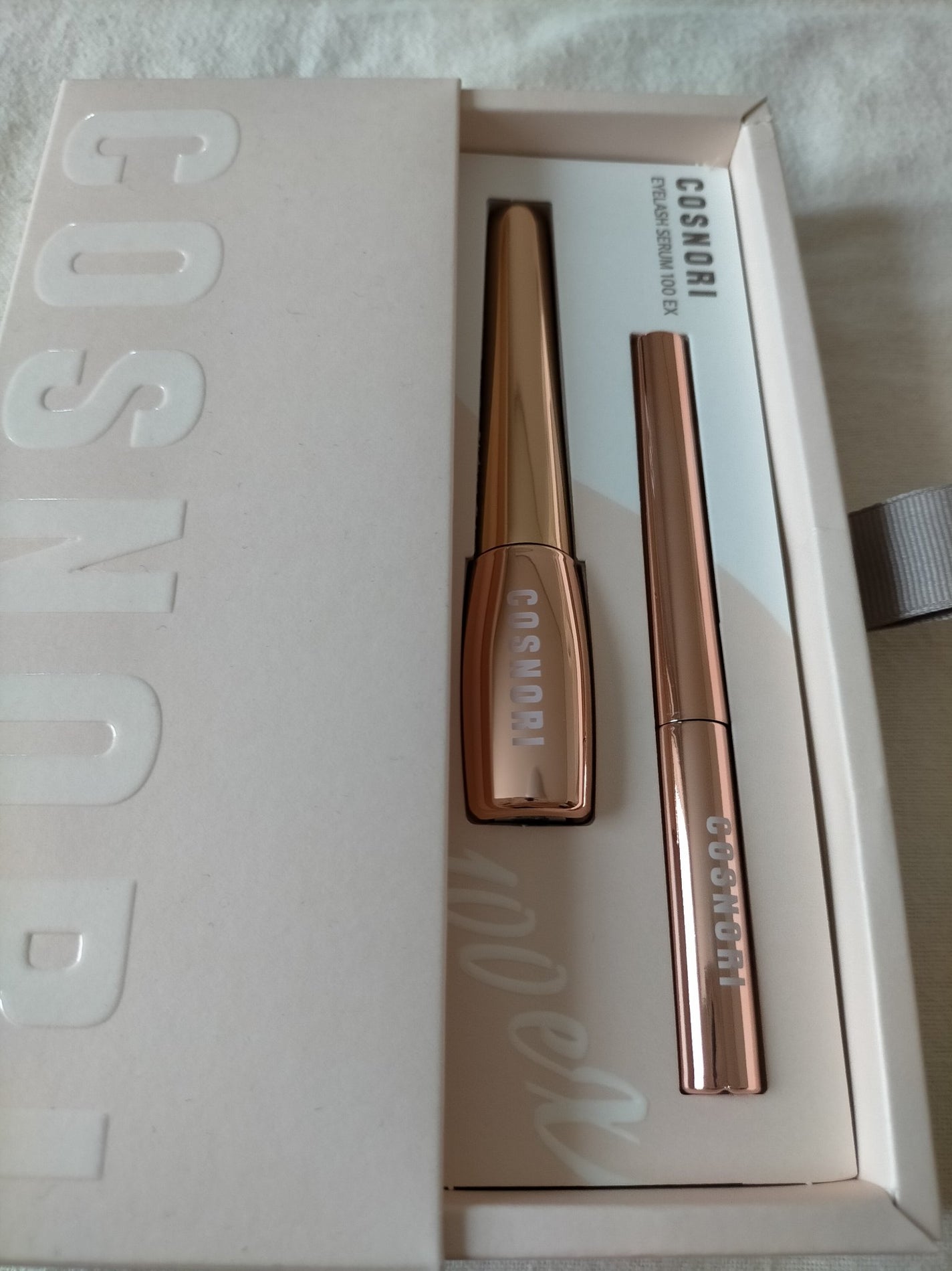 たま on LIPS 「COSNORI様のアンバサダーを務めております。🌸アイラッシュ..」(3枚目)