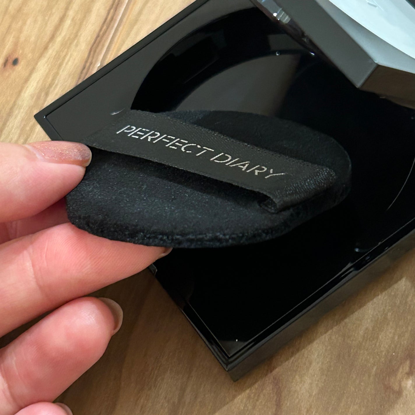 トランスルーシェント ブルーリング セッティング パウダー/PERFECT DIARY/プレストパウダーを使ったクチコミ(3枚目)