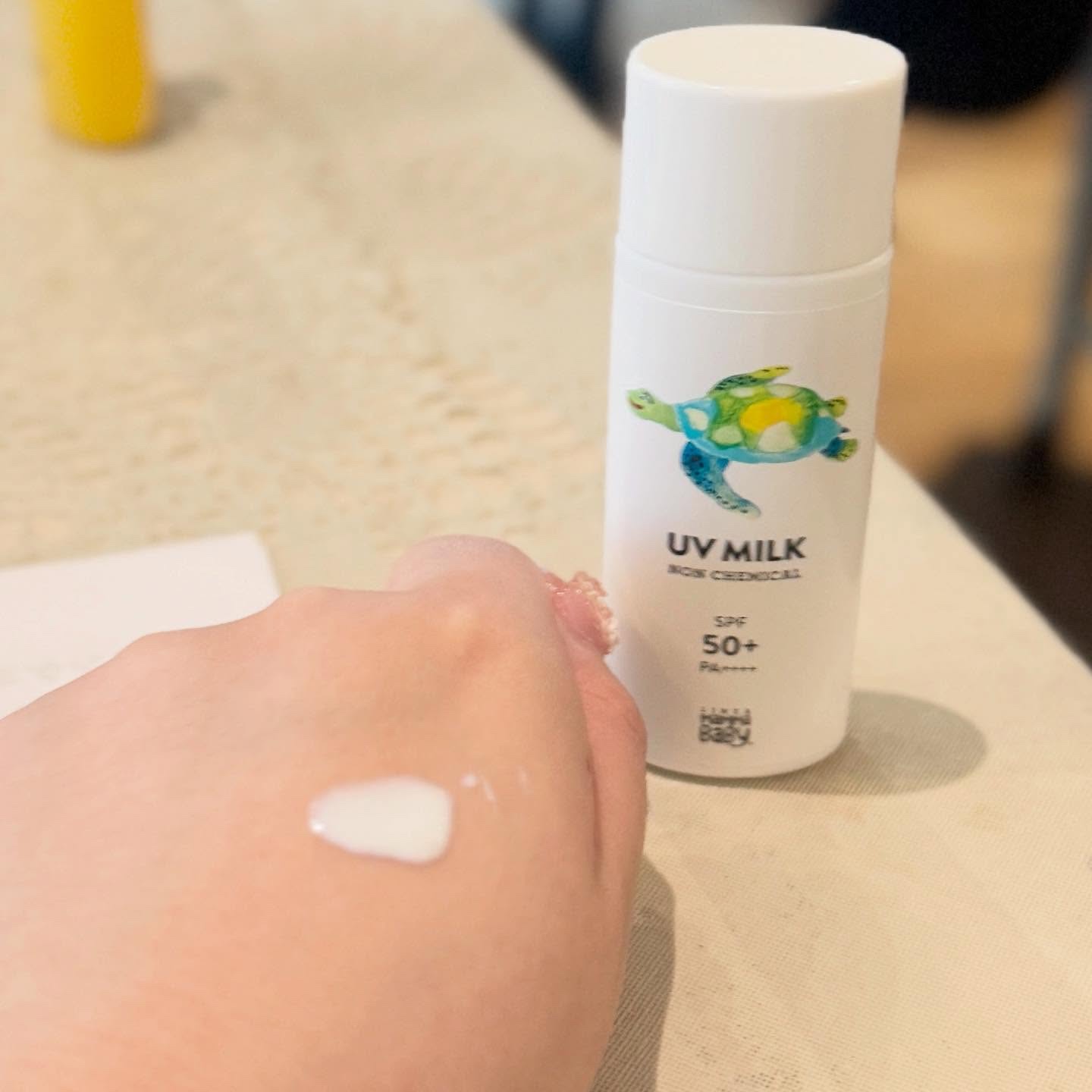 C−クエンスアイジェル/エンビロン/アイケア・アイクリームを使ったクチコミ（2枚目）