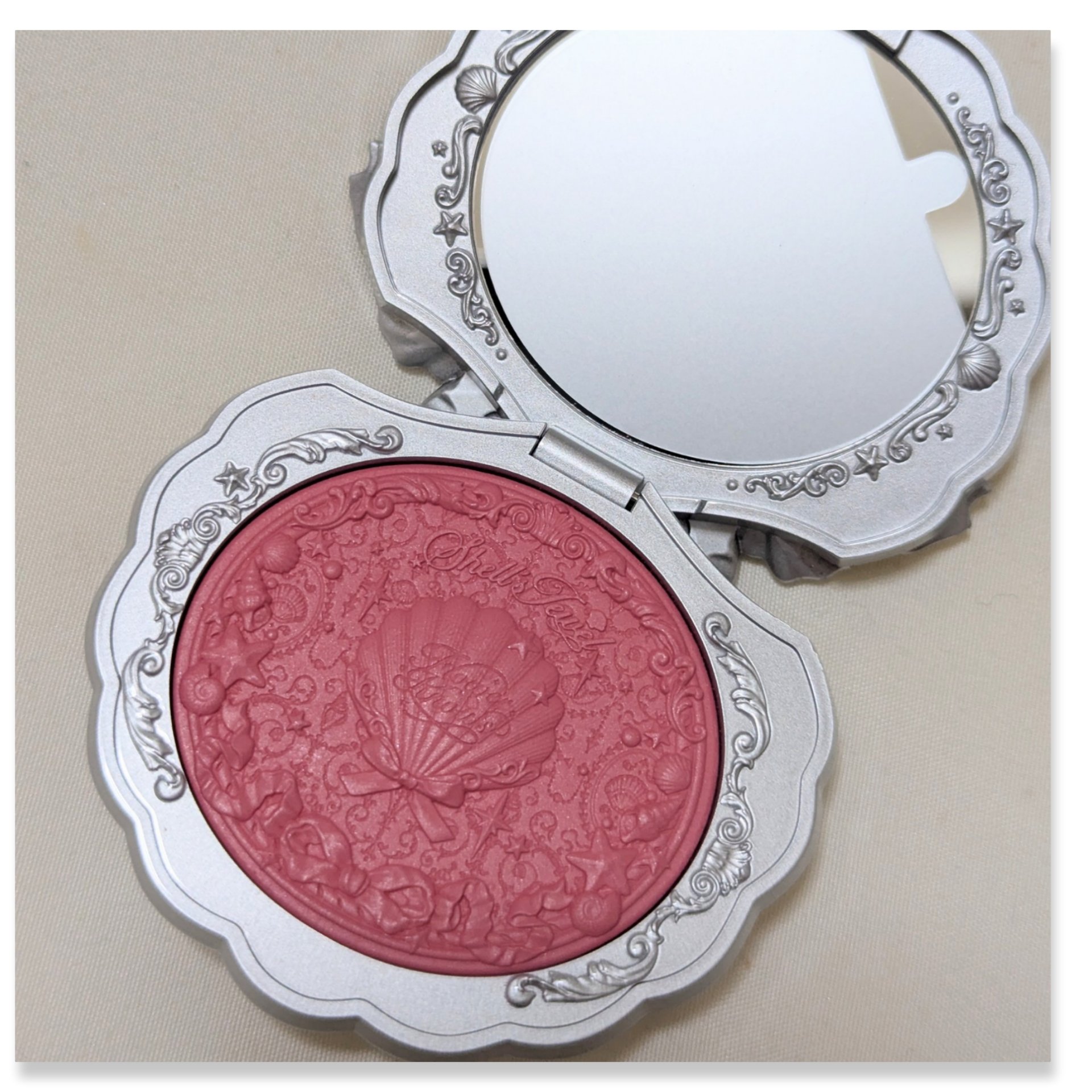 シェルズジュエルコレクション サテンチーク/FlowerKnows/パウダーチークを使ったクチコミ（2枚目）