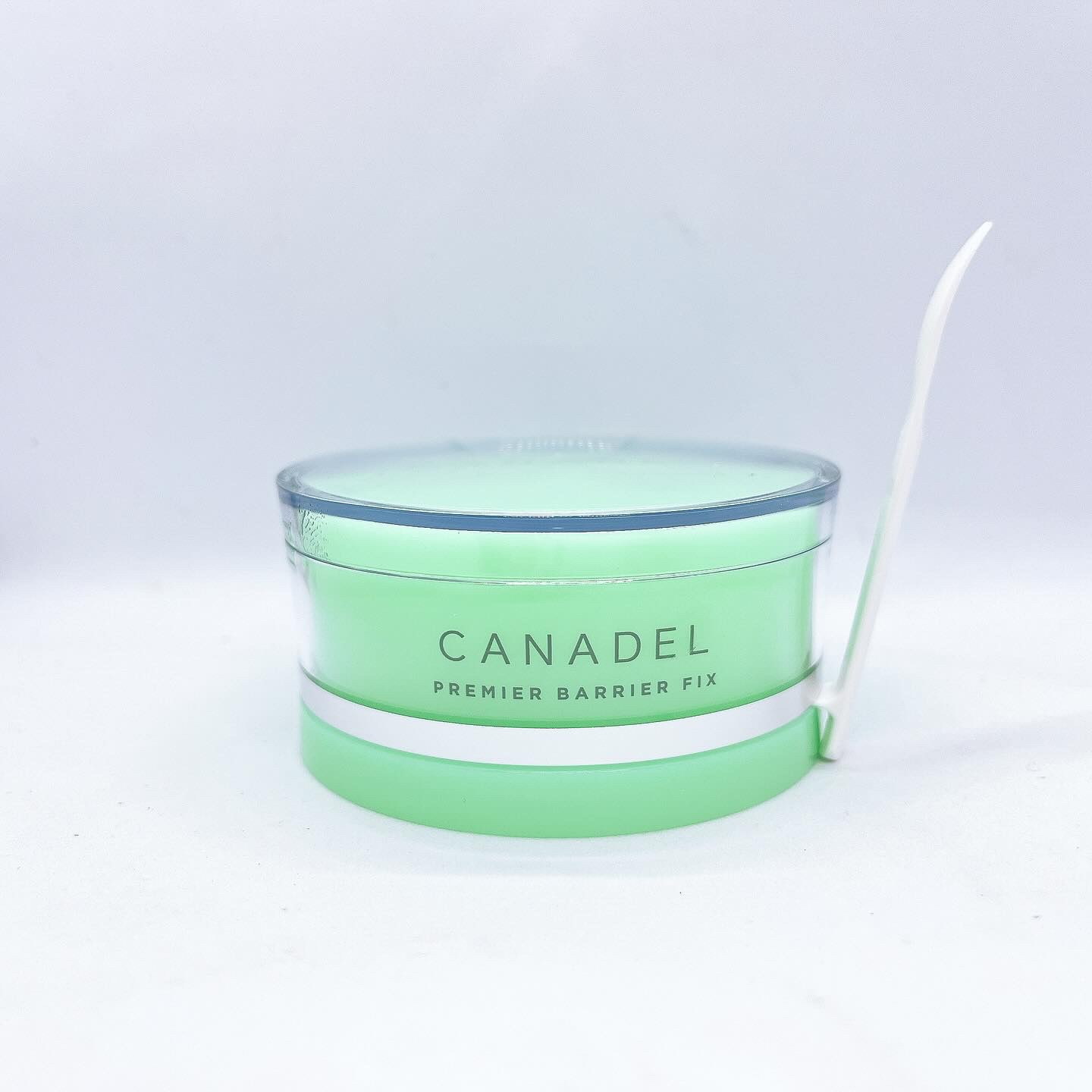 プレミアバリアフィックス /CANADEL/オールインワン化粧品を使ったクチコミ（1枚目）