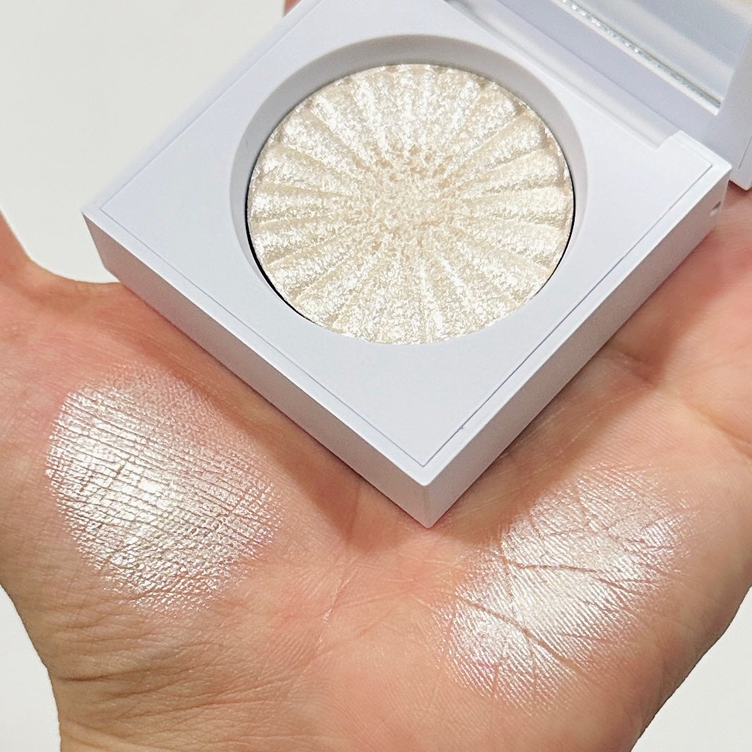 OFRA mini Highlighter/Ofra Cosmetics/パウダーハイライトを使ったクチコミ(1枚目)