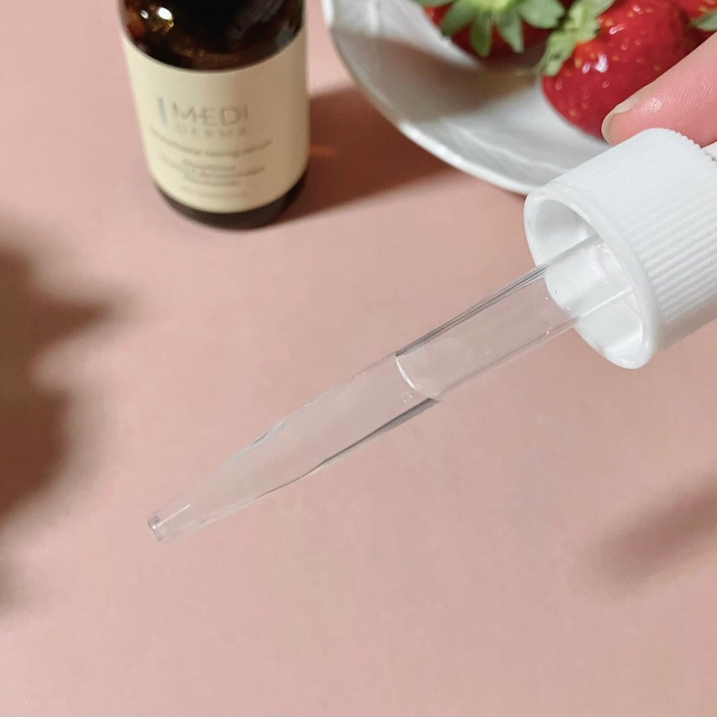 じぇい on LIPS 「ツヤキメ注入!白玉肌管理※1美容液をご紹介します。※1お肌の水..」(3枚目)