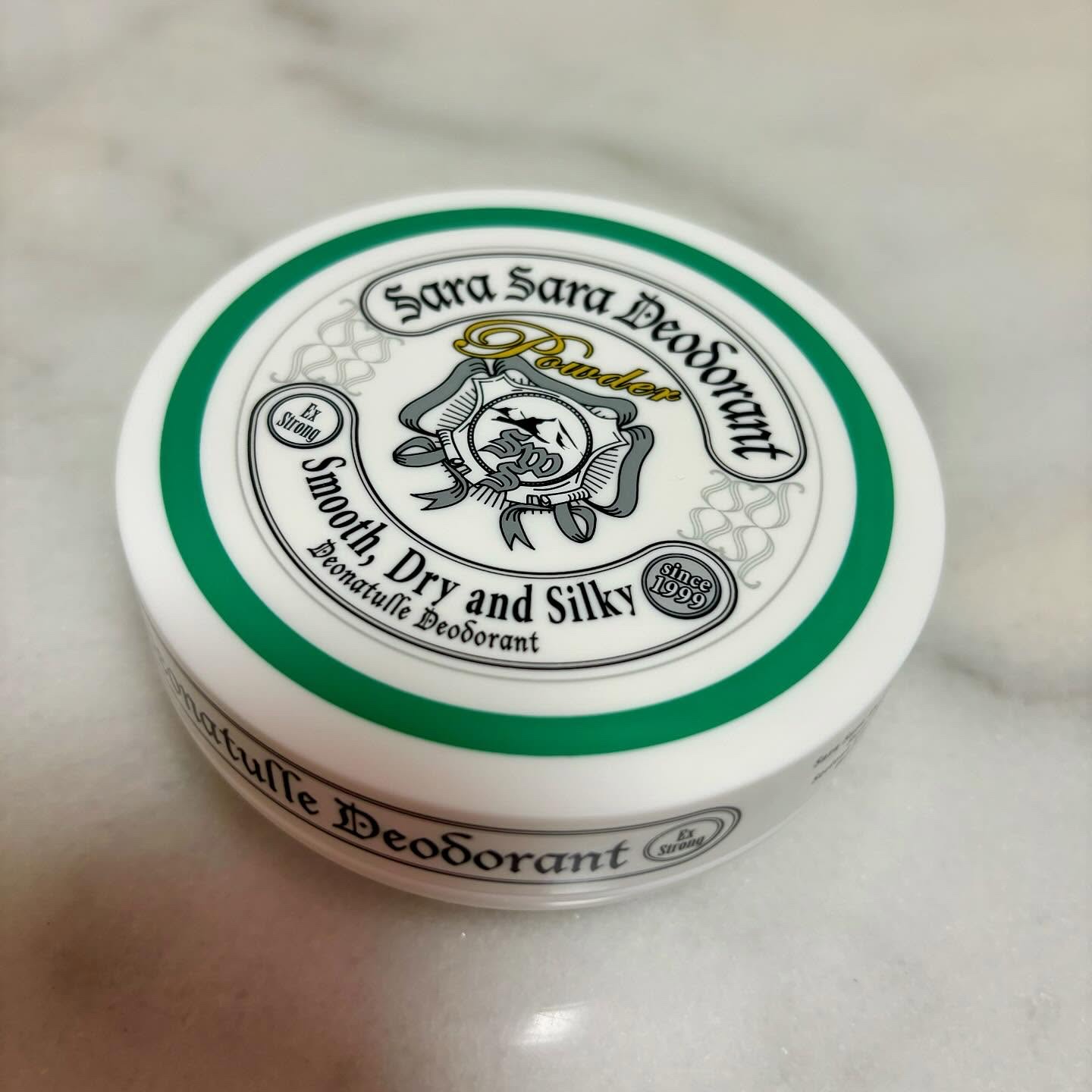 薬用さらさらデオドラントパウダー/デオナチュレ/デオドラント・制汗剤を使ったクチコミ（2枚目）