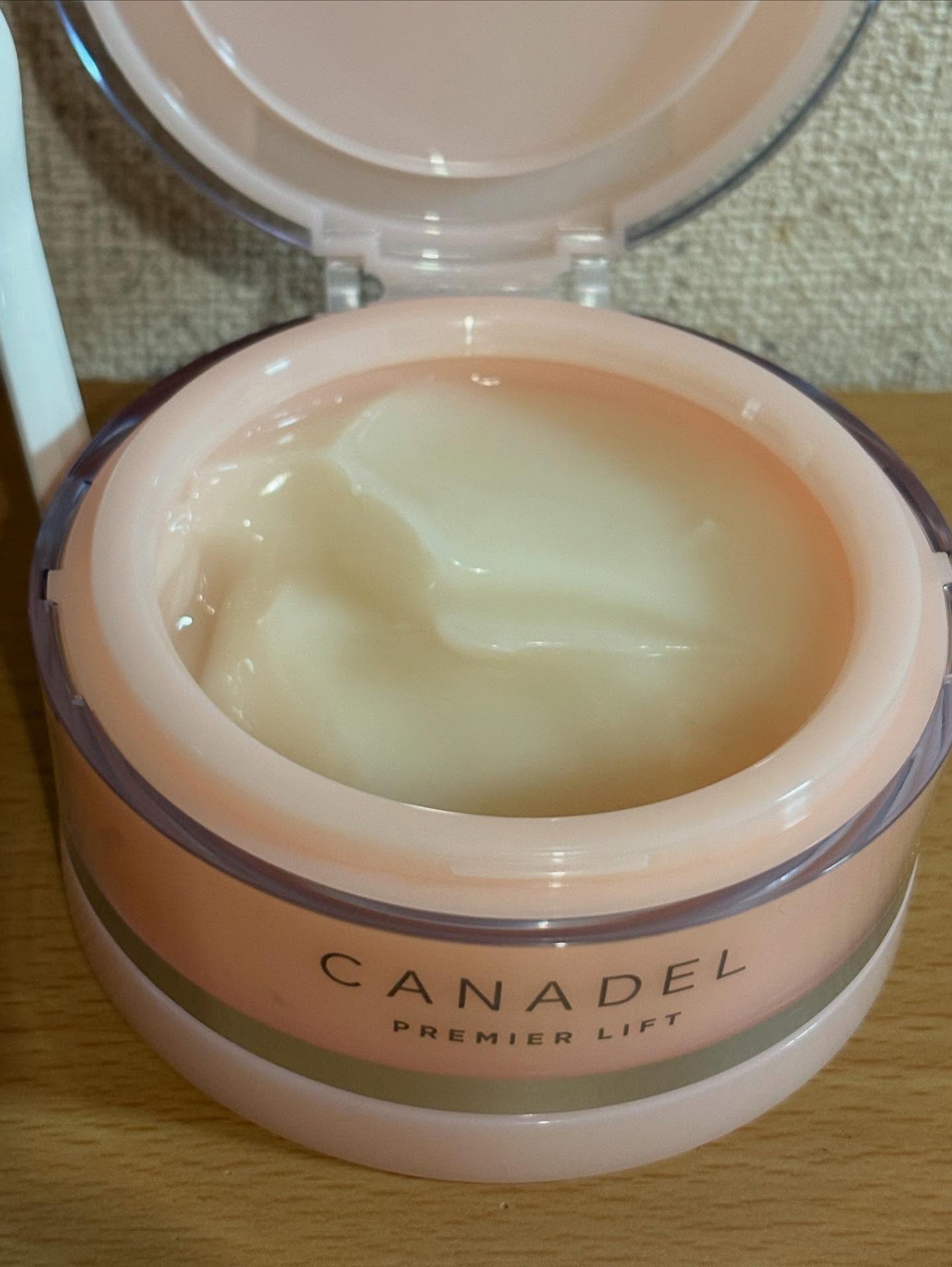 プレミアリフト/CANADEL/オールインワン化粧品を使ったクチコミ（2枚目）