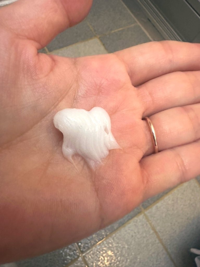 しーちゃん on LIPS 「@cosmeさんからいただきましたシャンプー&トリートメント、..」(3枚目)