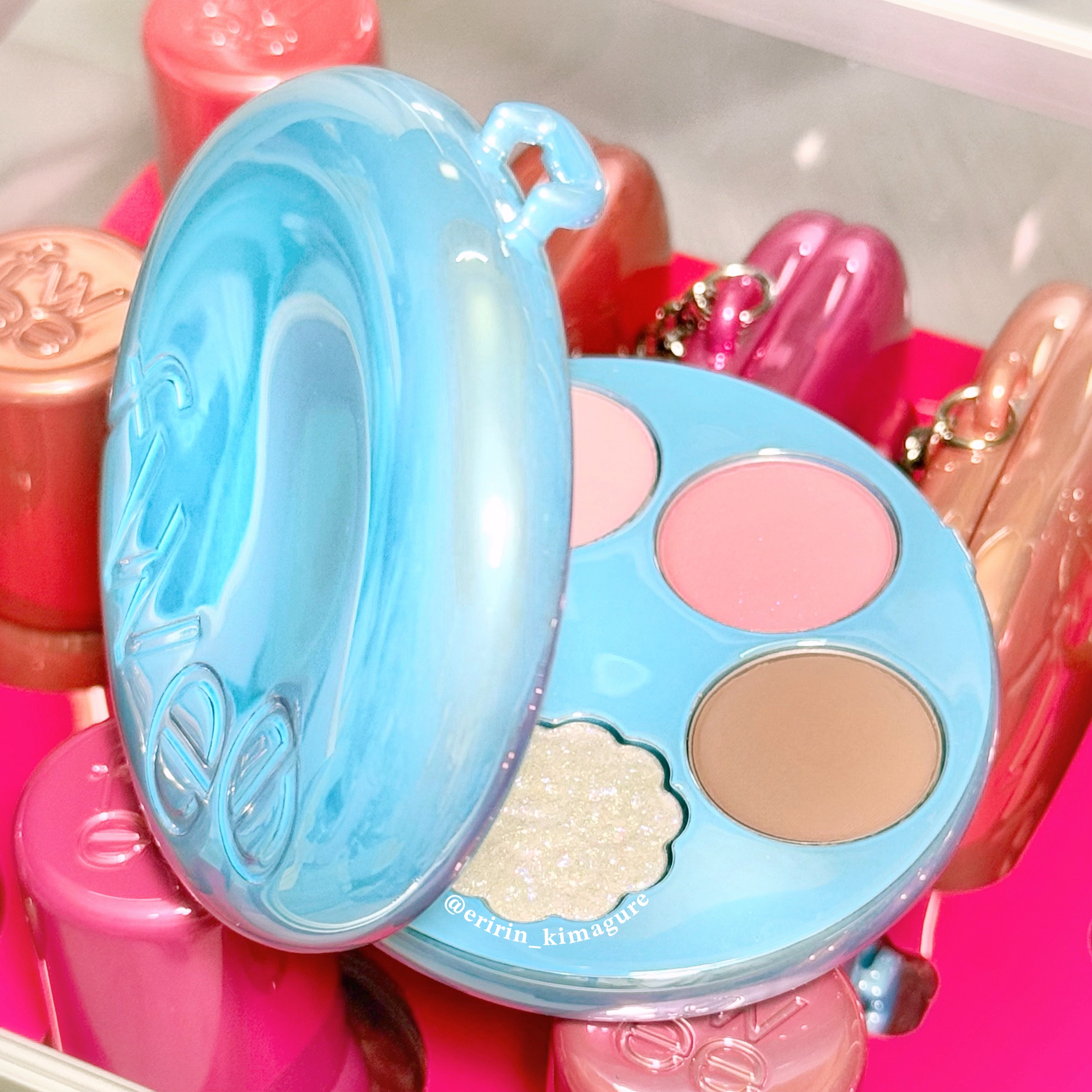 フィー ポケットアイパレット EP01 キャンディーフロス/fwee/アイシャドウパレットを使ったクチコミ（2枚目）