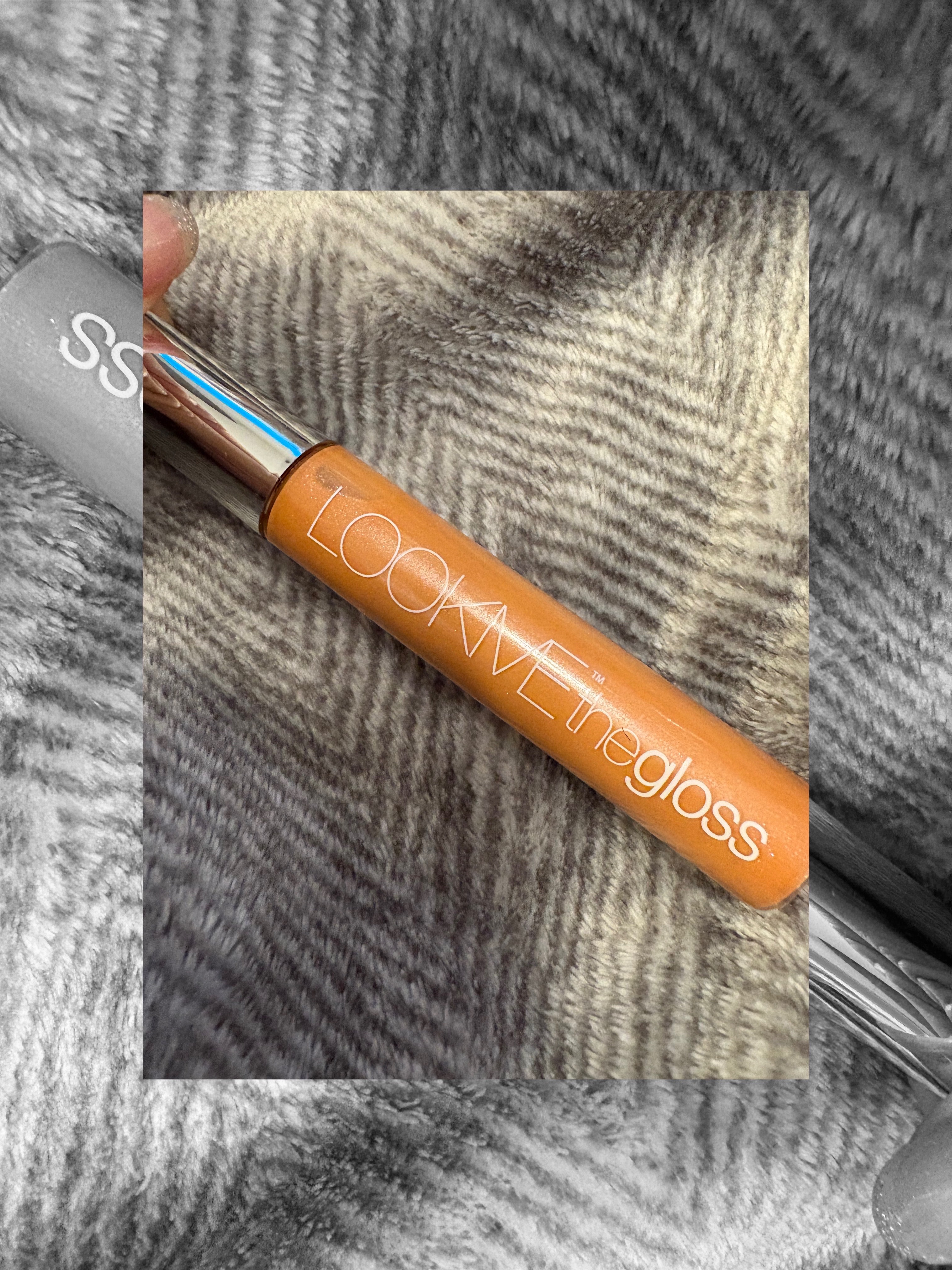 リップグロス/LOOK ME/リップグロスを使ったクチコミ（1枚目）