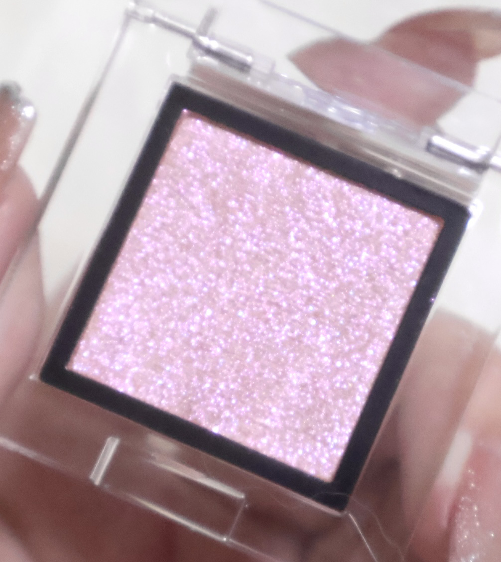  アディクション　ザ アイシャドウ プリズム 004PR　Baby Baby/ADDICTION/単色アイシャドウを使ったクチコミ（1枚目）