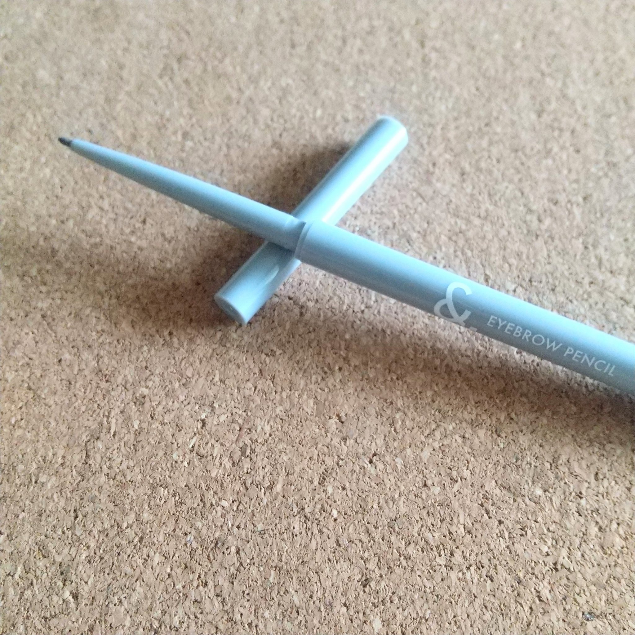 ＆.アイブロウペンシル丸芯/DAISO/アイブロウペンシルを使ったクチコミ（2枚目）