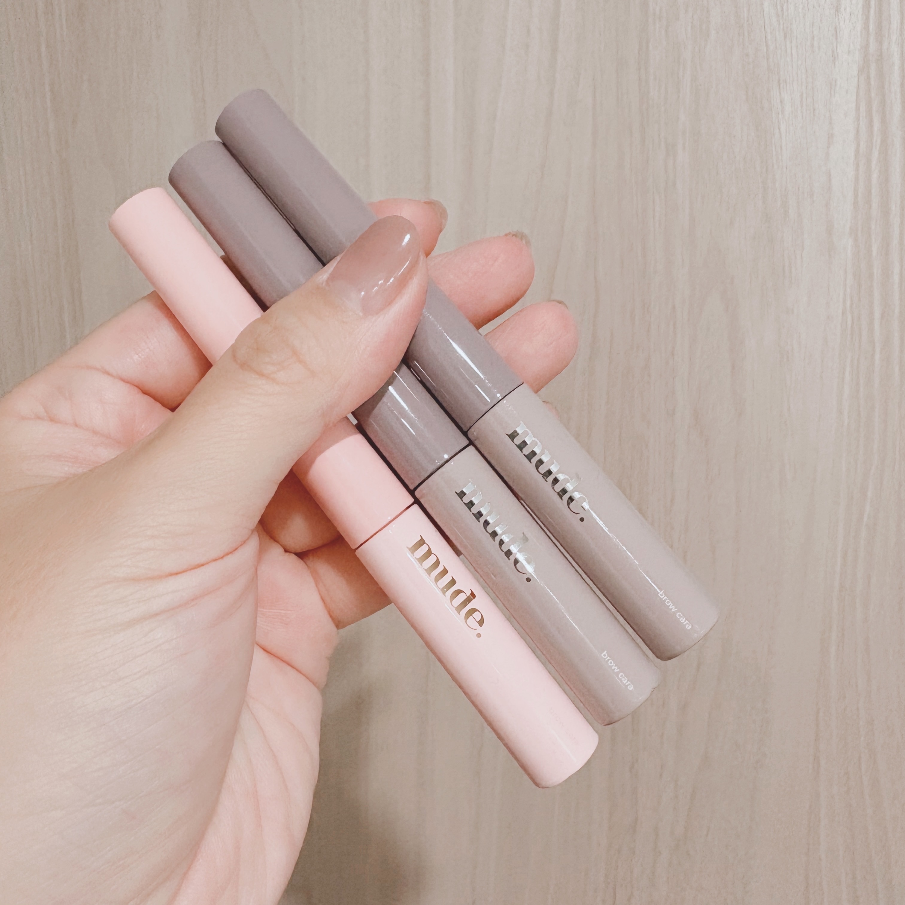 インスパイアスキニーブロウカラ/mude./眉マスカラを使ったクチコミ（1枚目）