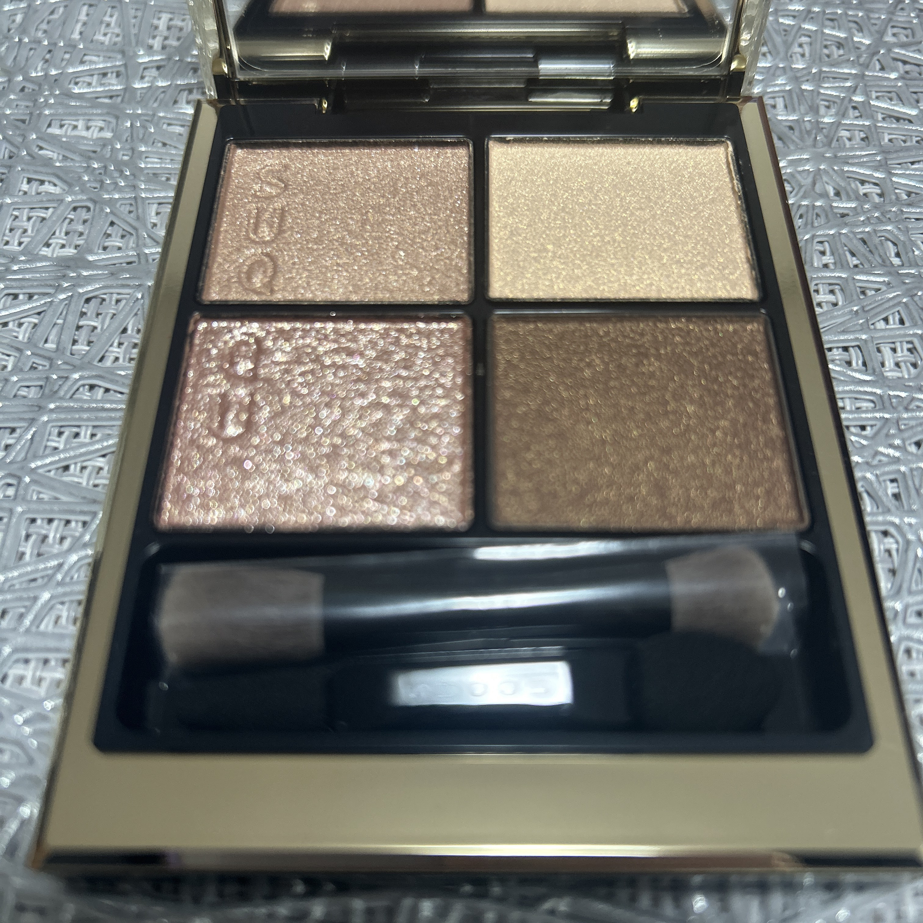 ライトリフレクティング　トーンアップヴェール/NARS/化粧下地を使ったクチコミ（3枚目）