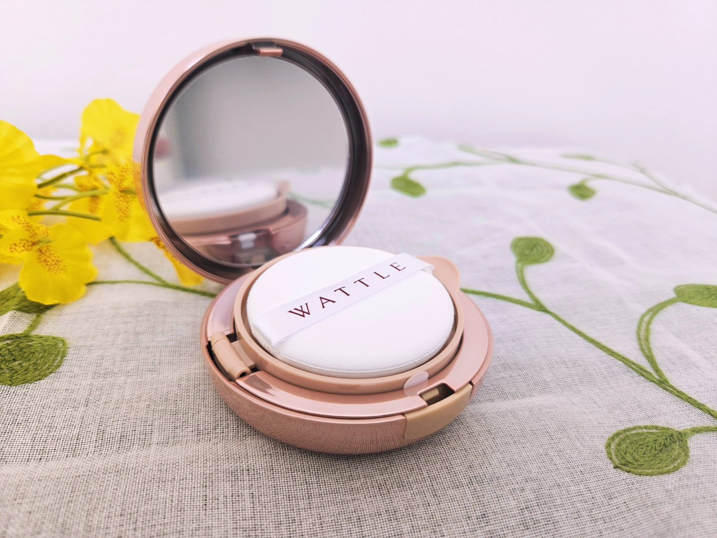 WATTLEクッションファンデーション/WATTLE/クッションファンデーションを使ったクチコミ（3枚目）