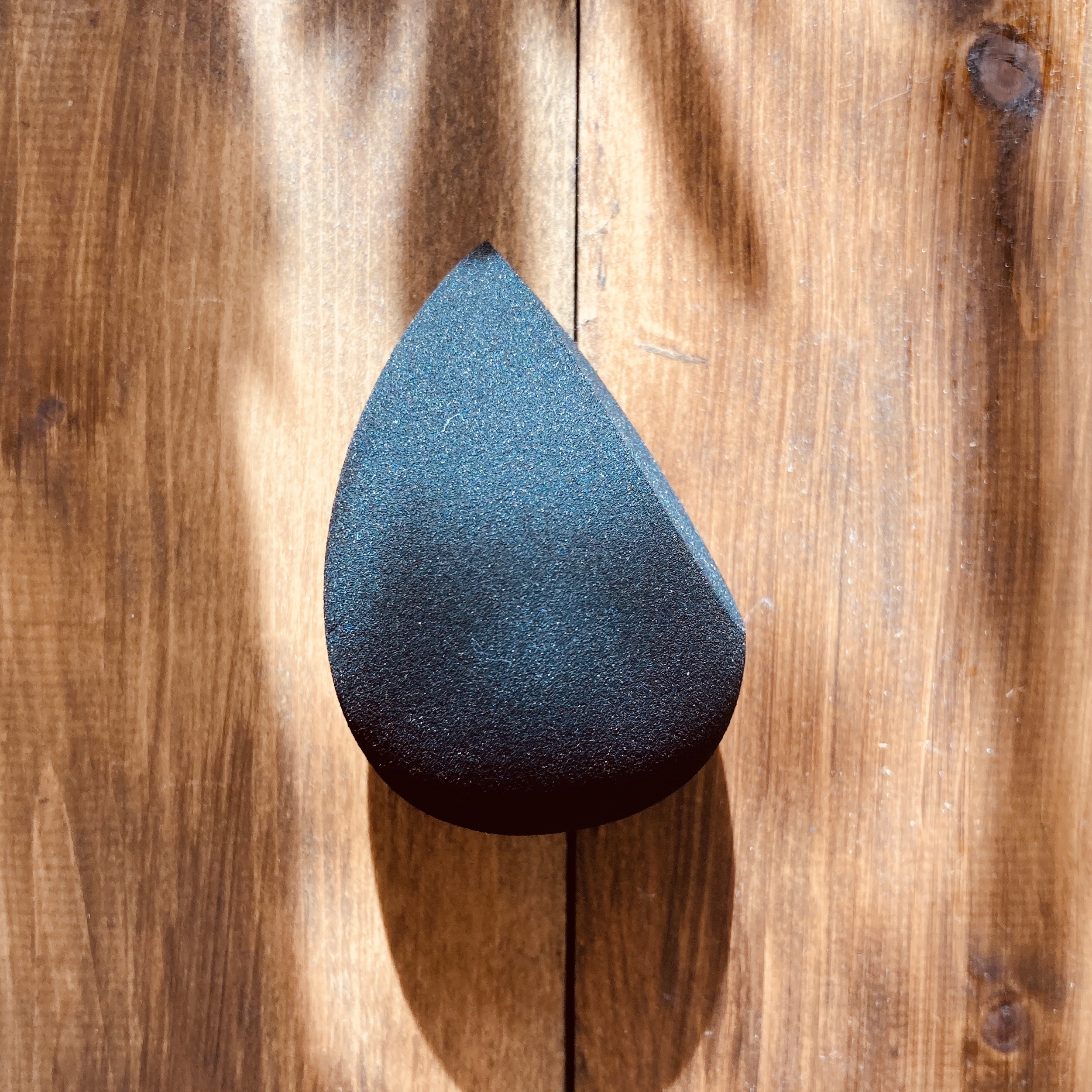 ティアドロップスポンジ/チャコット・コスメティクス/パフ・スポンジを使ったクチコミ（2枚目）