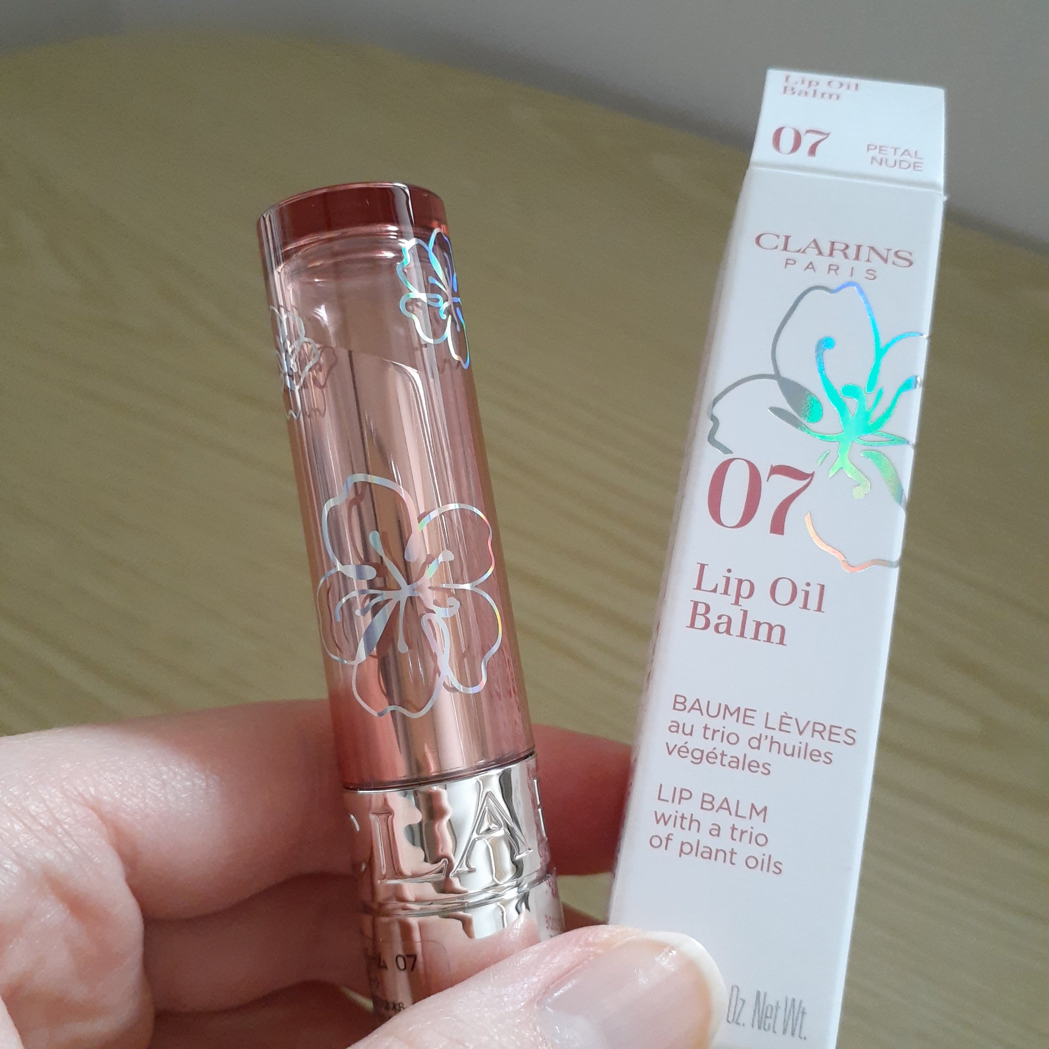 リップ オイル バーム/CLARINS/リップバームを使ったクチコミ（1枚目）