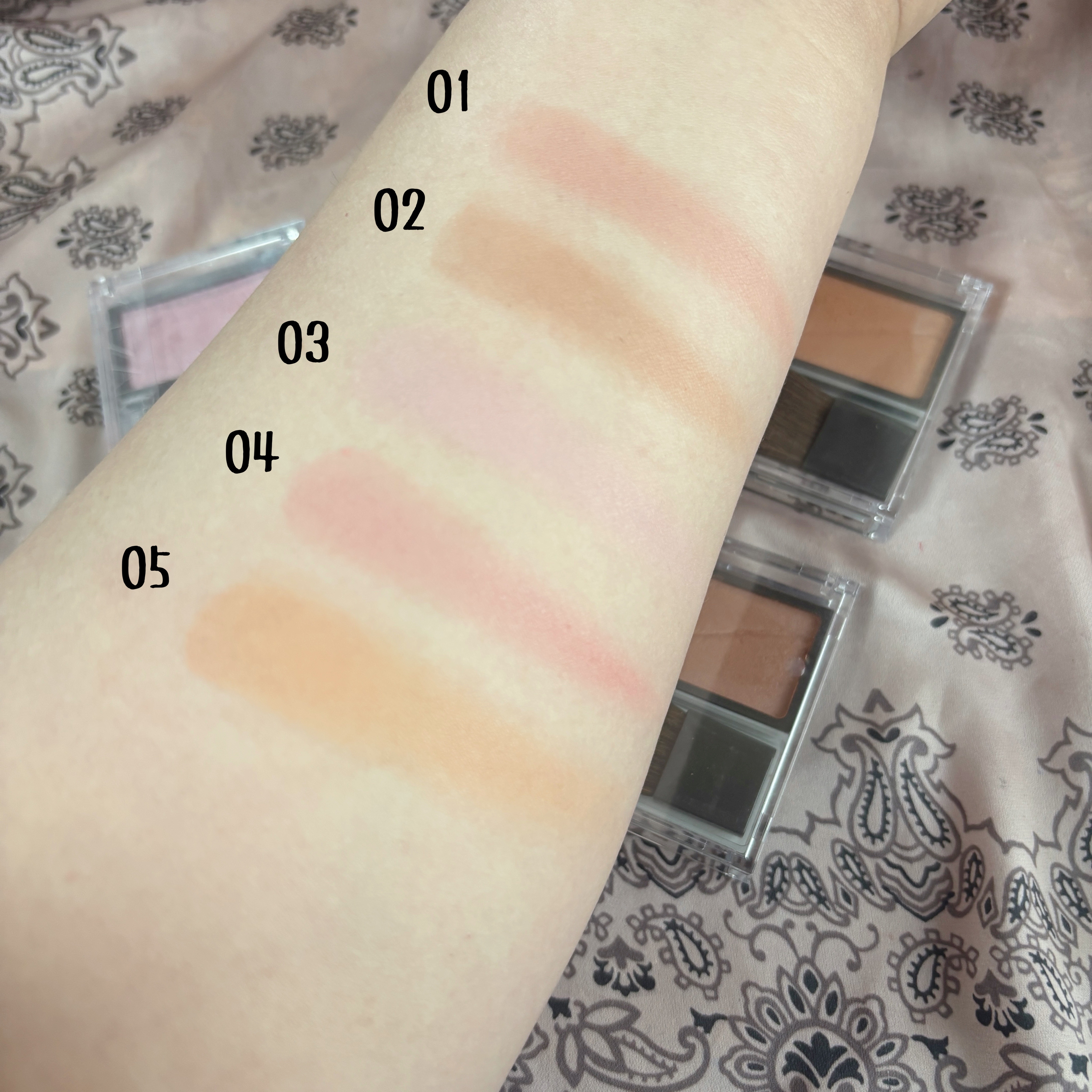 チークブラッシュ/CEZANNE/パウダーチークを使ったクチコミ（2枚目）