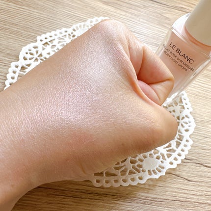 ル ブラン ロージー ドロップス/CHANEL/リキッドハイライトを使ったクチコミ(6枚目)