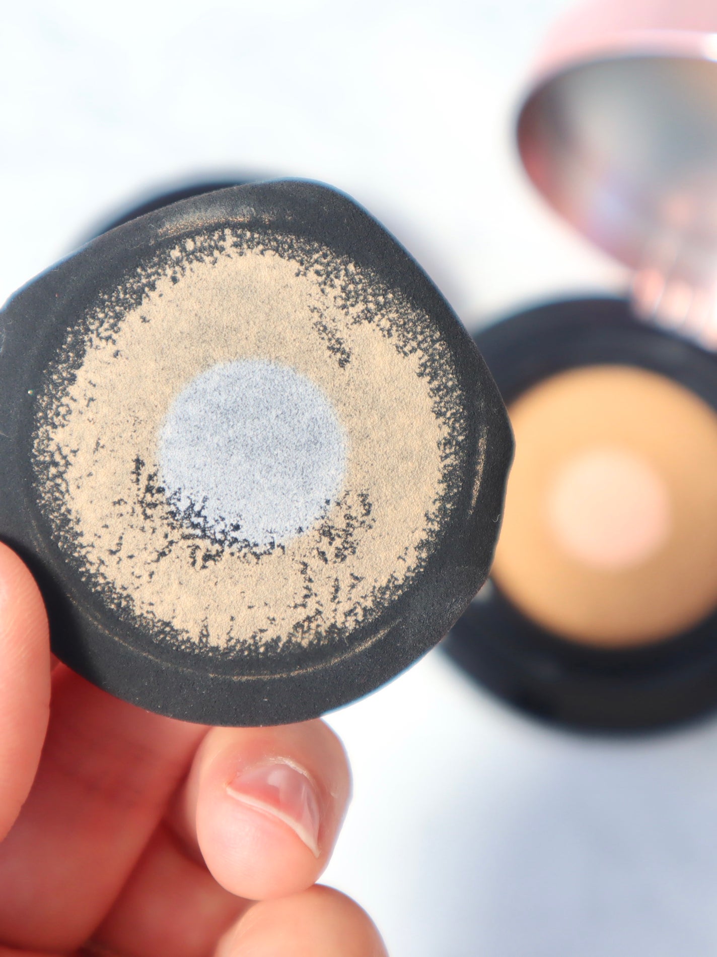 フローレス ルミエール ラディアンス パーフェクティング クッション/ローラ メルシエ/クッションファンデーションを使ったクチコミ(4枚目)