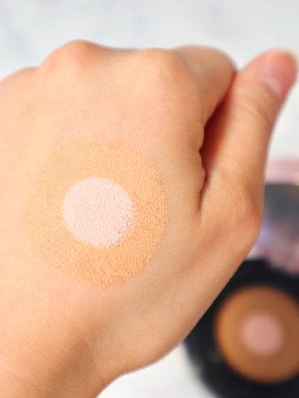 フローレス ルミエール ラディアンス パーフェクティング クッション/ローラ メルシエ/クッションファンデーションを使ったクチコミ(5枚目)