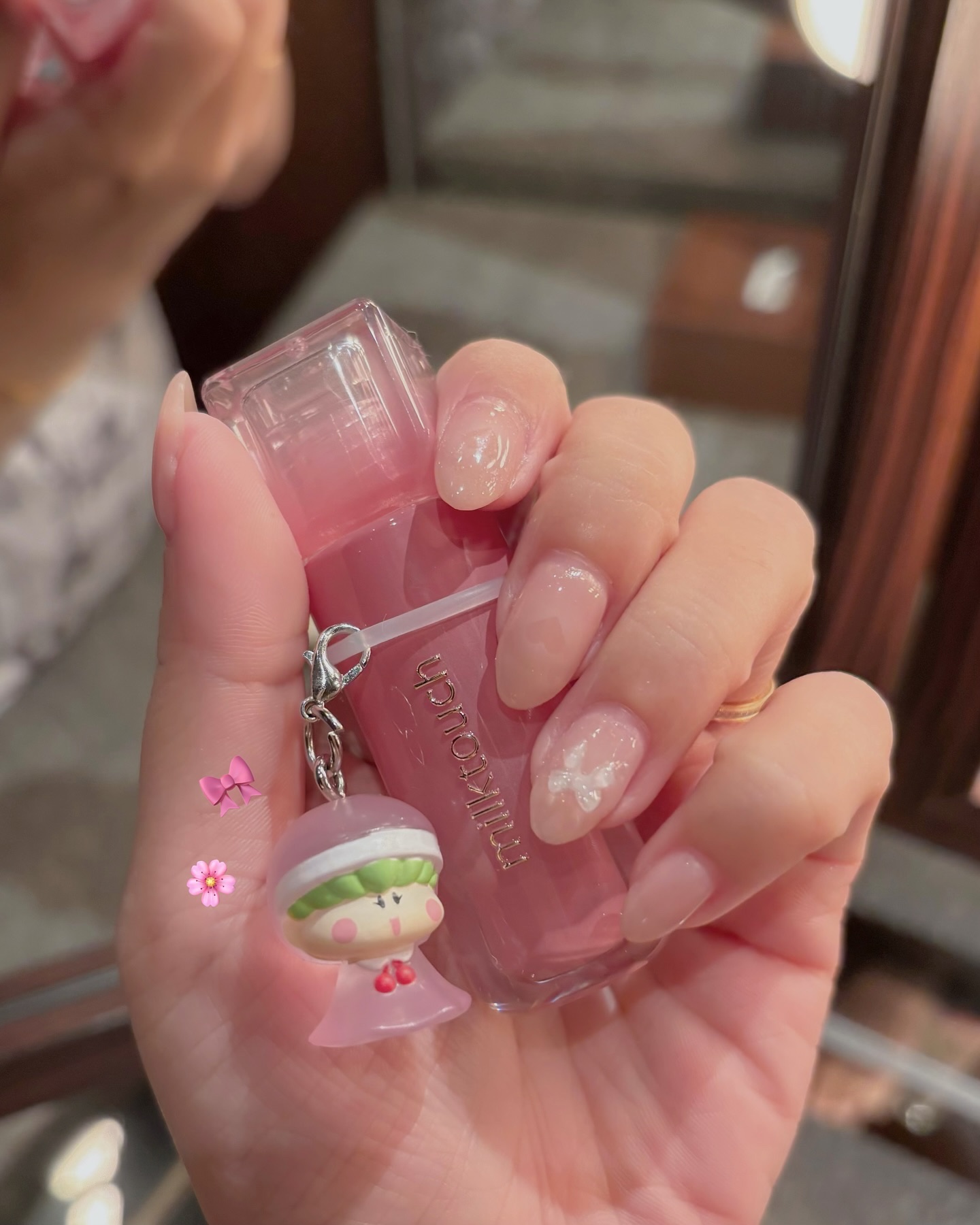 デューステインシアーリップグロス/Milk Touch/リップグロスを使ったクチコミ（1枚目）