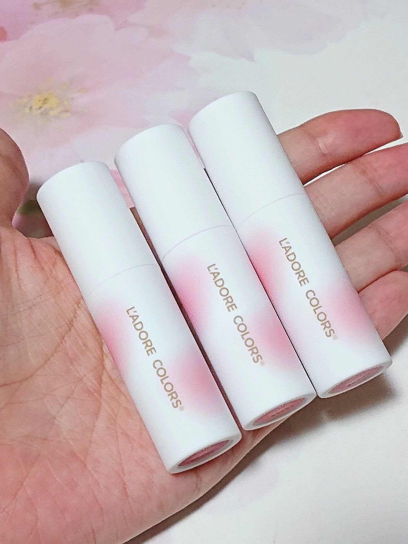 スフレマットリップ/L'adore Colors/口紅を使ったクチコミ(3枚目)