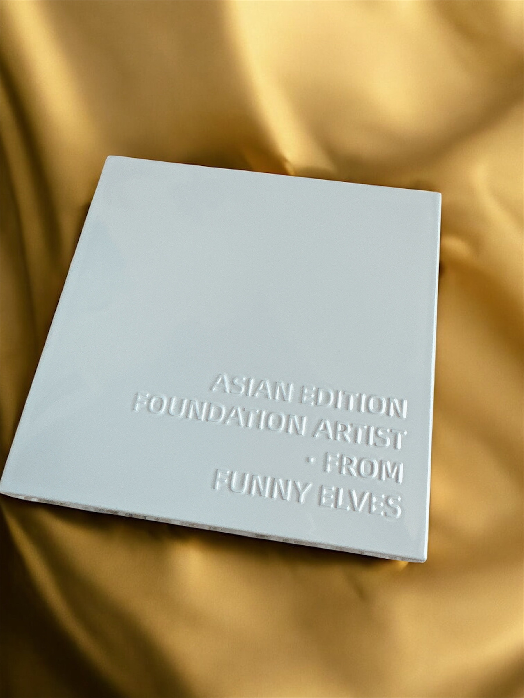 ネビュラ プレストパウダー/FUNNY ELVES方里/プレストパウダーを使ったクチコミ（2枚目）