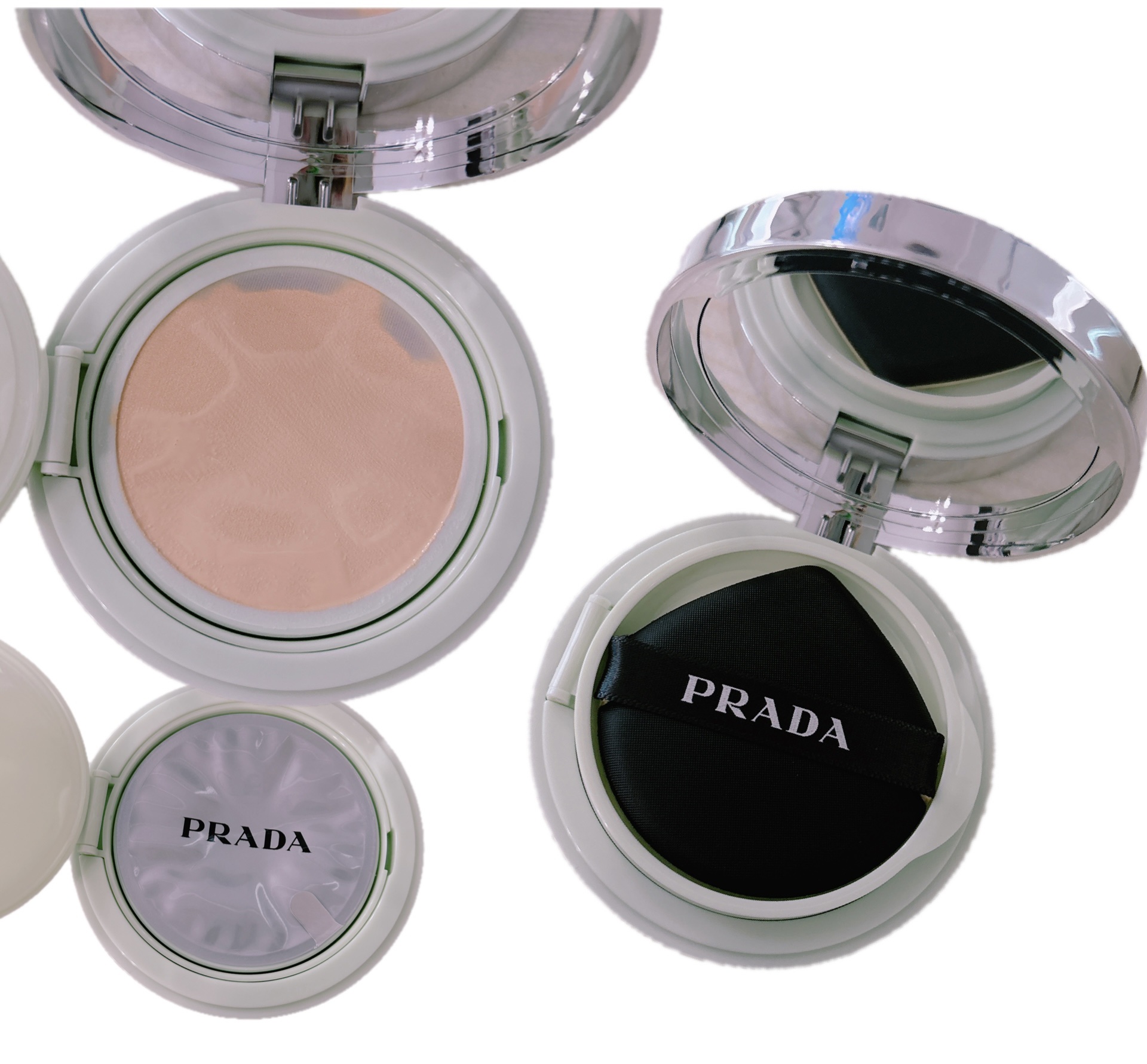 プラダ メッシュ クッション LN10/PRADA BEAUTY/クッションファンデーションを使ったクチコミ（2枚目）