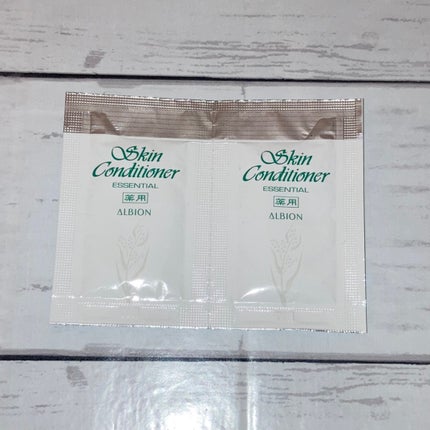 薬用スキンコンディショナーエッセンシャル N/ALBION/化粧水を使ったクチコミ(2枚目)
