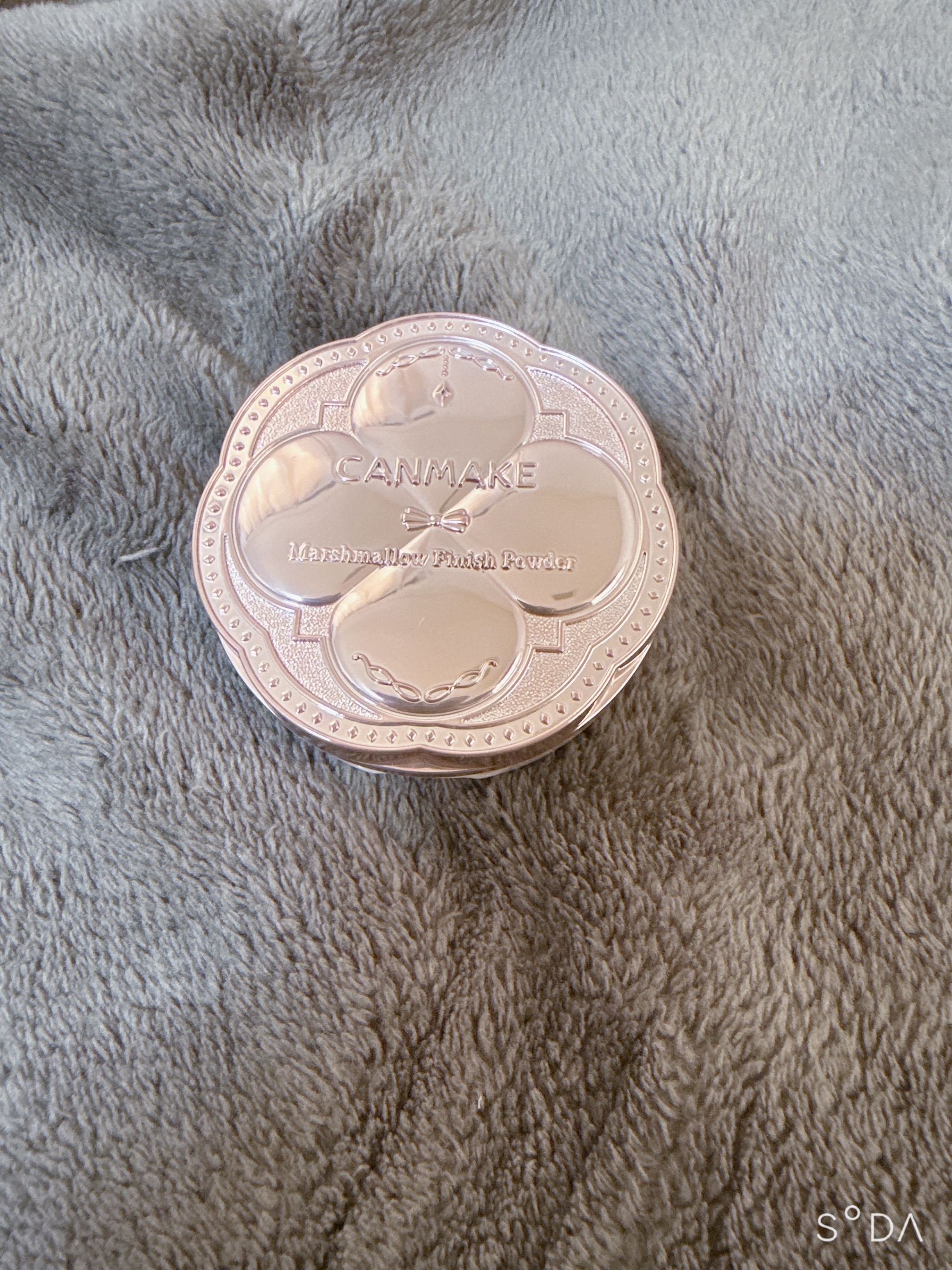 マシュマロフィニッシュパウダー MI マットアイボリーオークル（限定パッケージ）/キャンメイク/プレストパウダーを使ったクチコミ（1枚目）