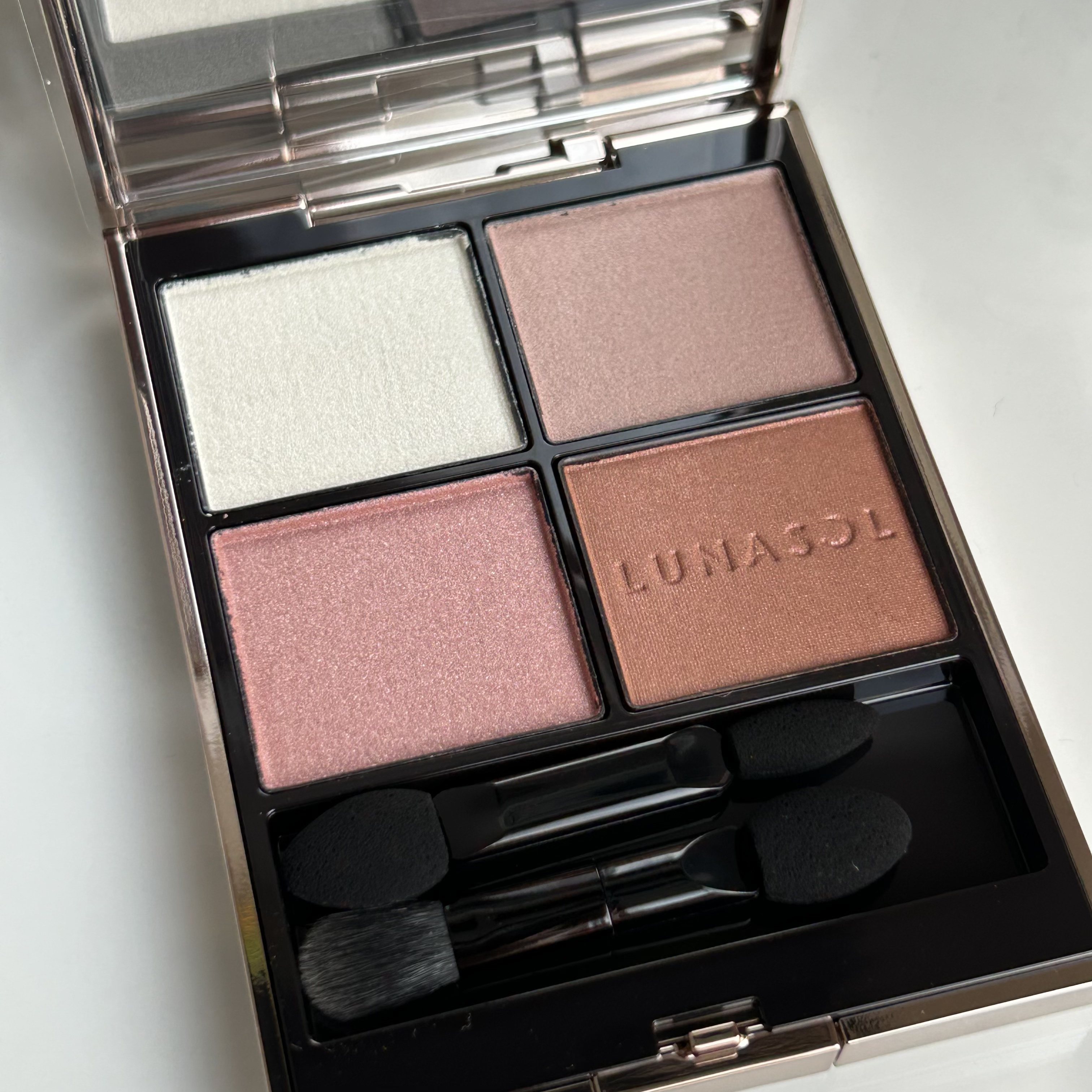 ルナソル アイカラーレーションN 07 Vintage Petal/LUNASOL/アイシャドウパレットを使ったクチコミ（2枚目）