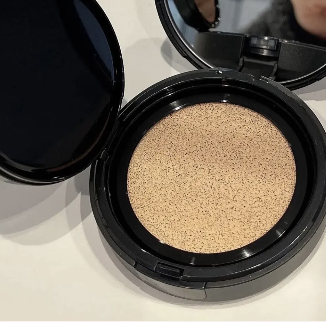 ベルベットジュエルクッション/BIVABOO/クッションファンデーションを使ったクチコミ（3枚目）