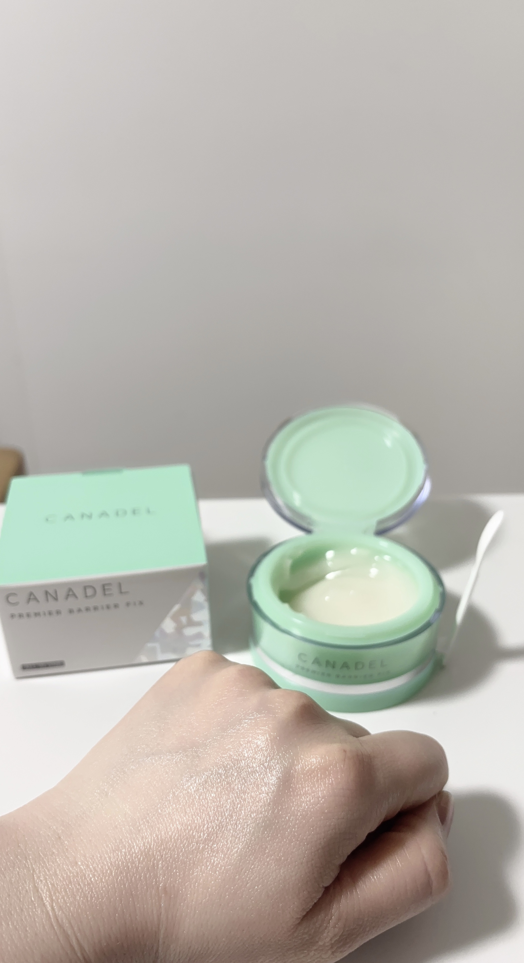 プレミアバリアフィックス /CANADEL/オールインワン化粧品を使ったクチコミ（3枚目）