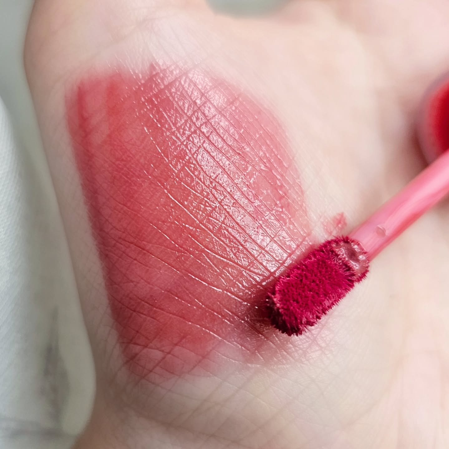 ペリペラ インク ムード グロイ ティント 30 HAPPY BERRY(幸運ピンクベリー)/PERIPERA/リップティントを使ったクチコミ（3枚目）