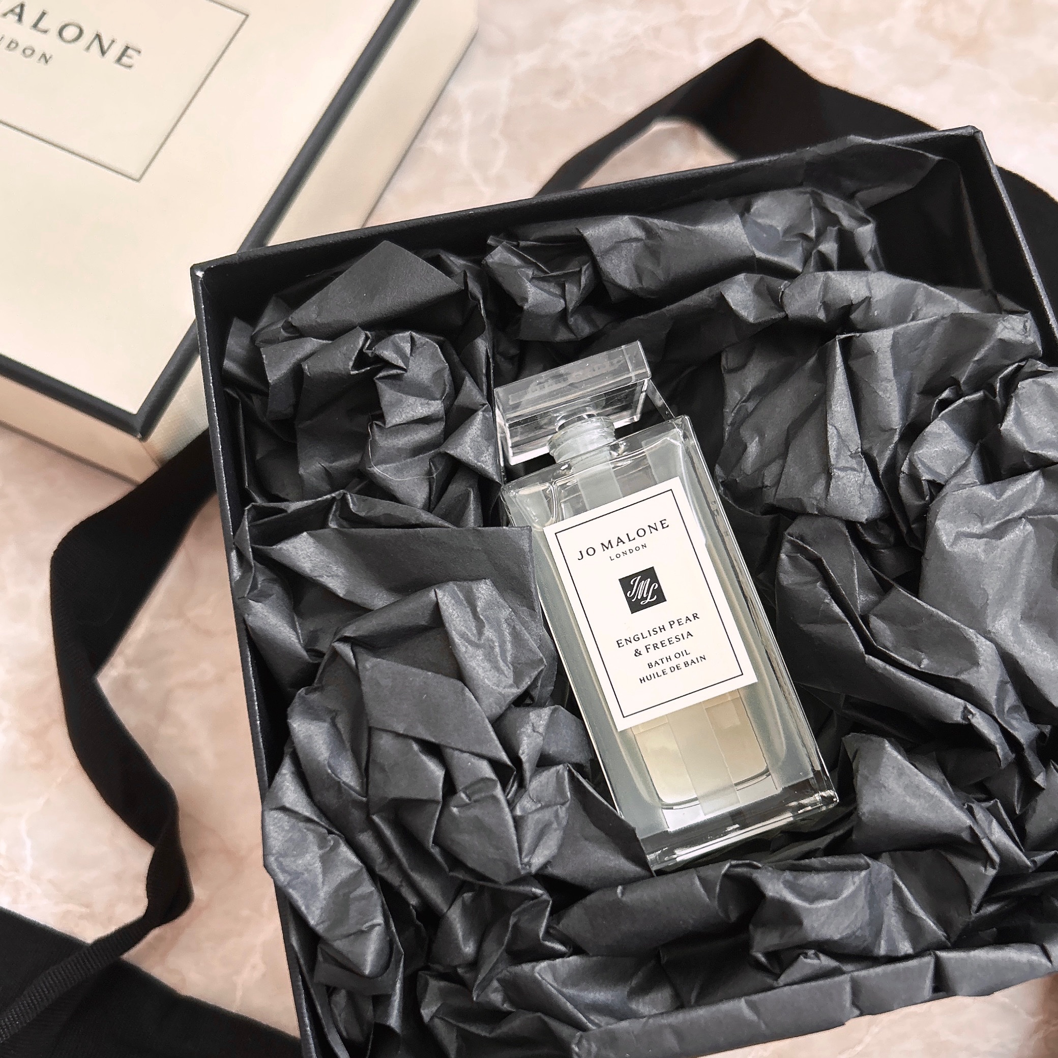 イングリッシュ ペアー & フリージア バス オイル/Jo MALONE LONDON/保湿系入浴剤を使ったクチコミ（1枚目）
