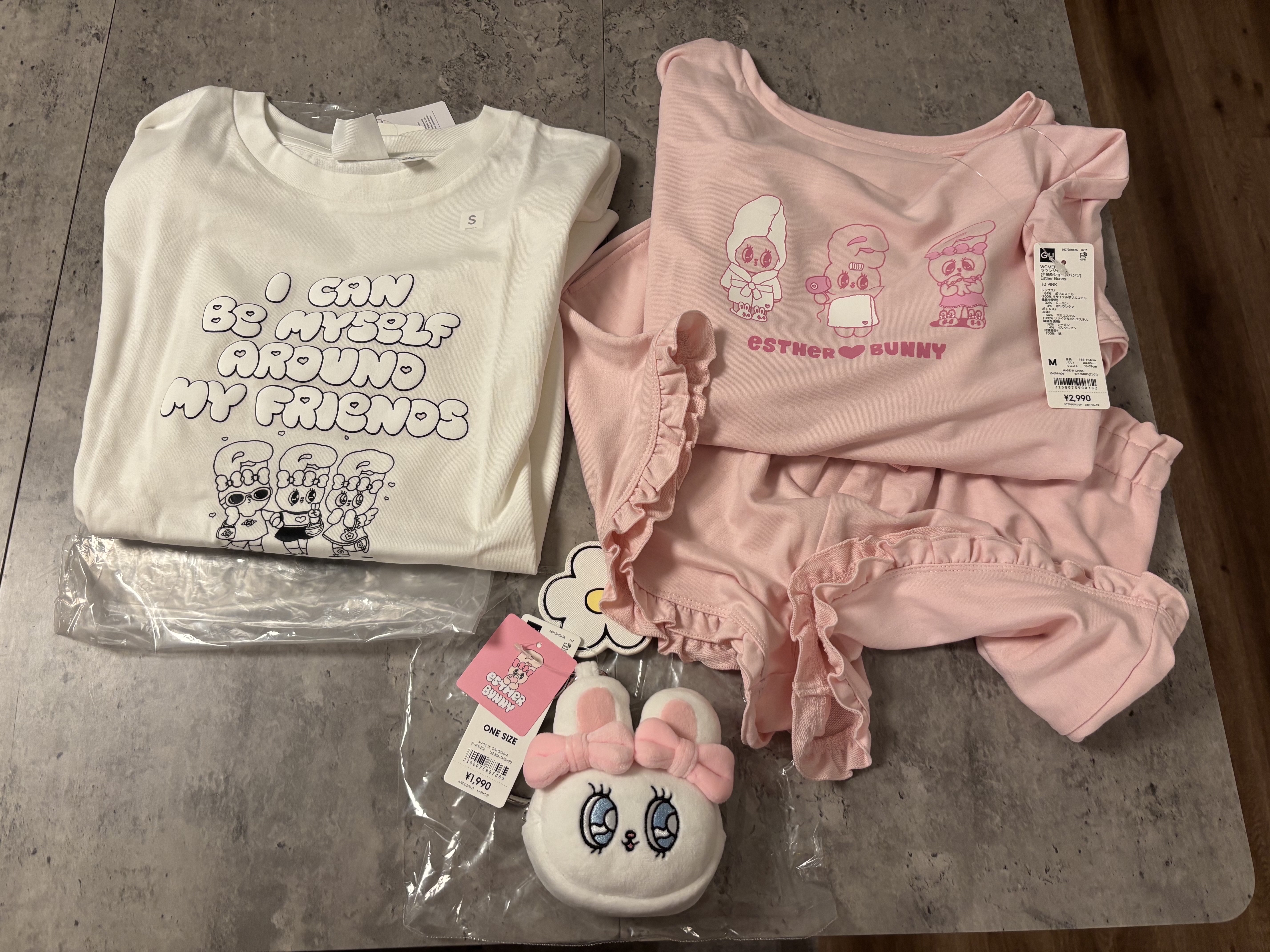 グラフィックT エスターバニー/GU/その他を使ったクチコミ（1枚目）