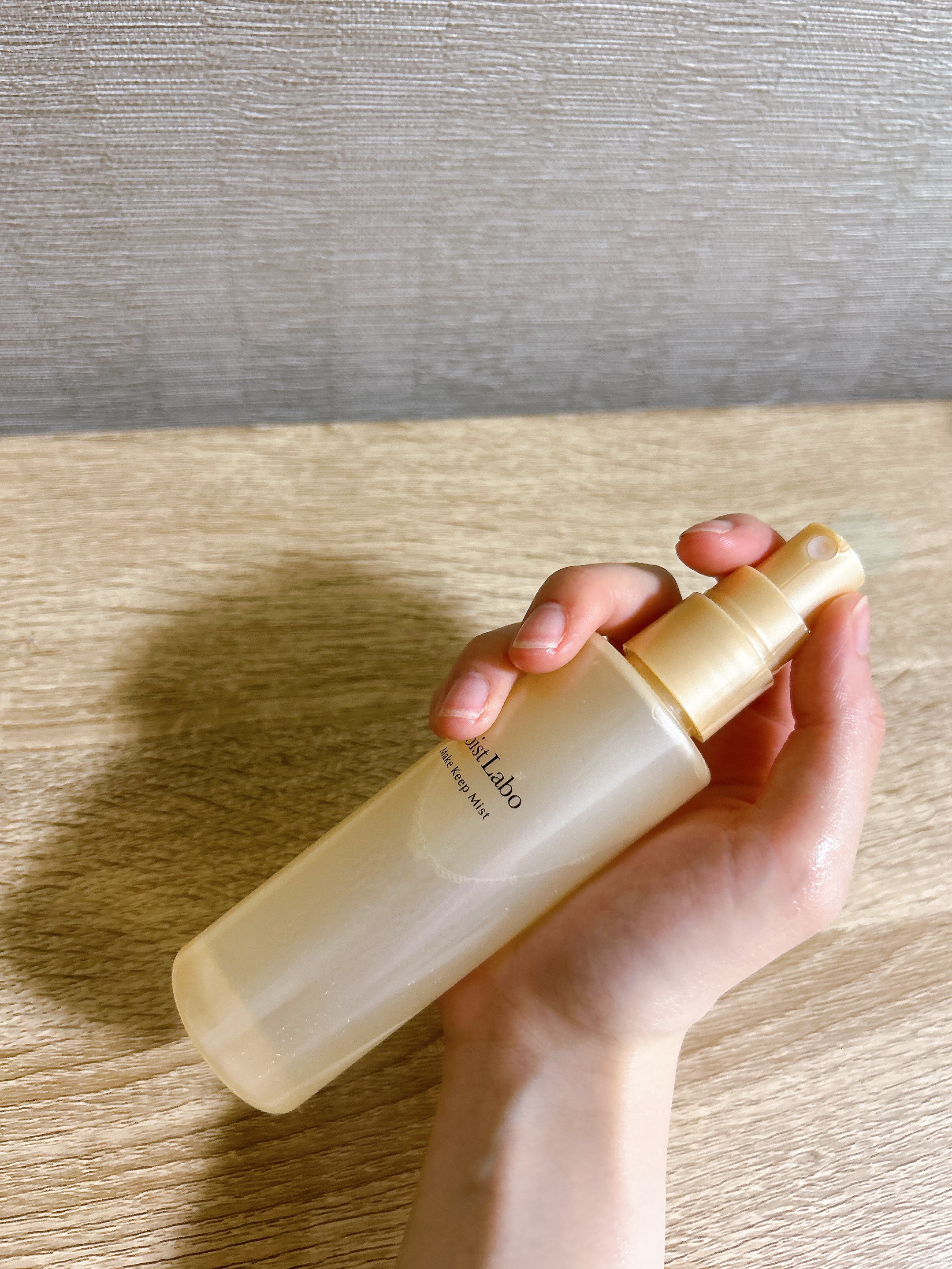 モイストラボ メイクキープミスト＜ツヤタイプ＞/Moist Labo/ミスト状化粧水を使ったクチコミ（3枚目）