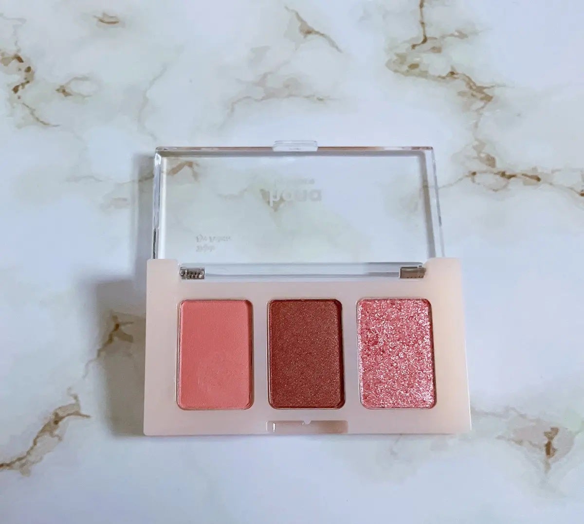 トリプルアイパレット/hana by hince/アイシャドウパレットを使ったクチコミ(2枚目)